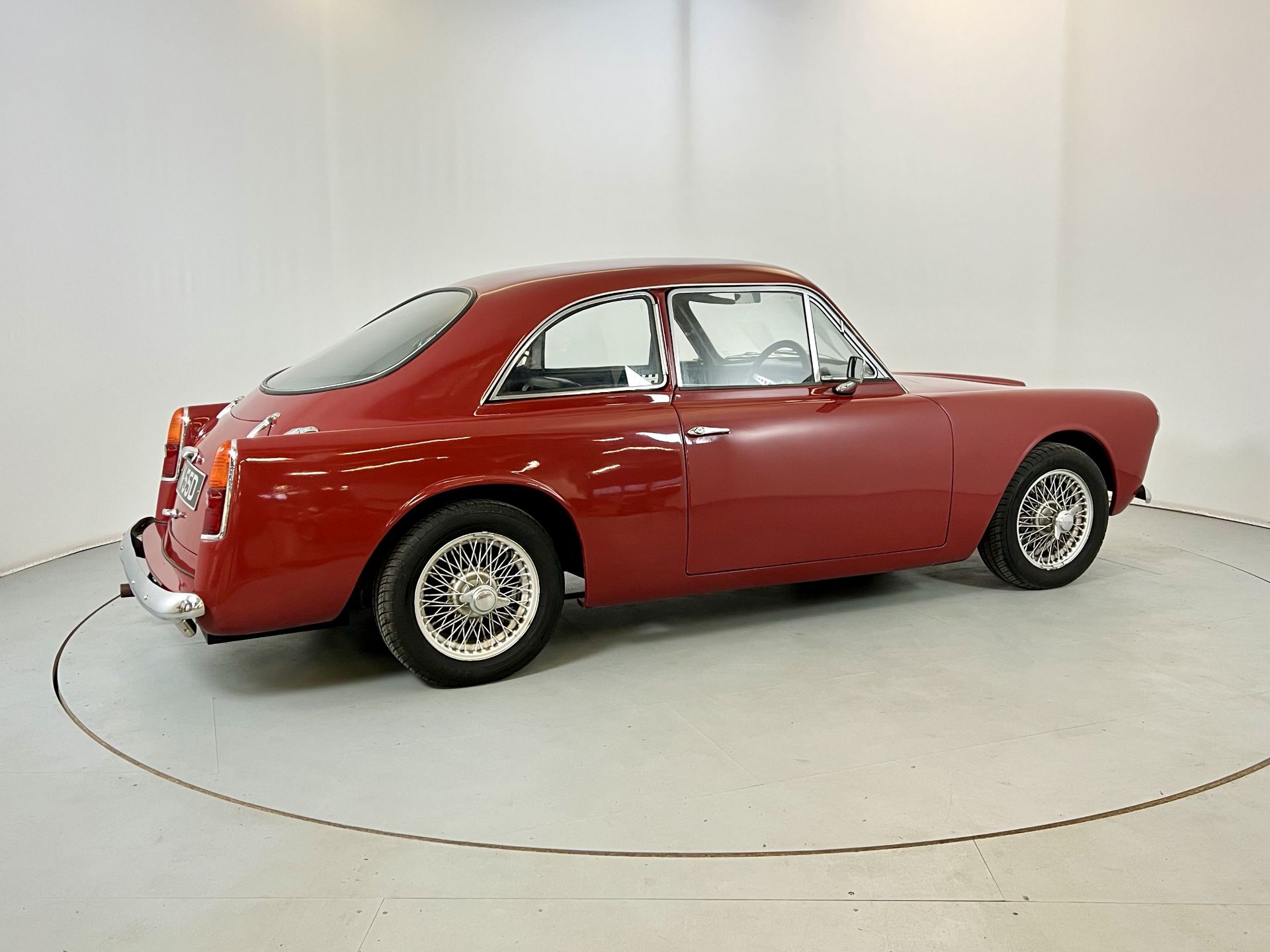 Gilbern 1800GT - Image 10 of 28