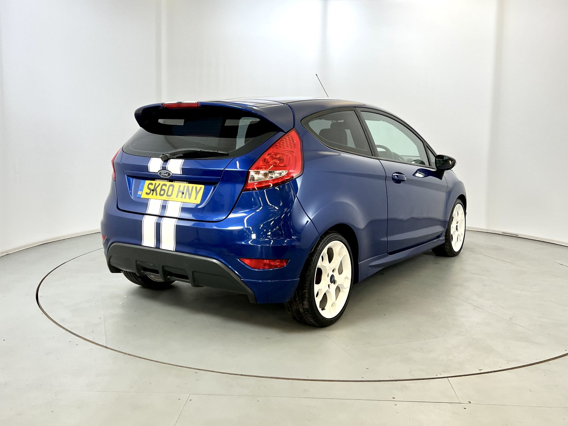 Ford Fiesta S1600 - Image 9 of 30