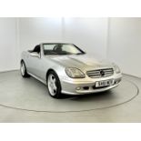 Mercedes-Benz SLK320