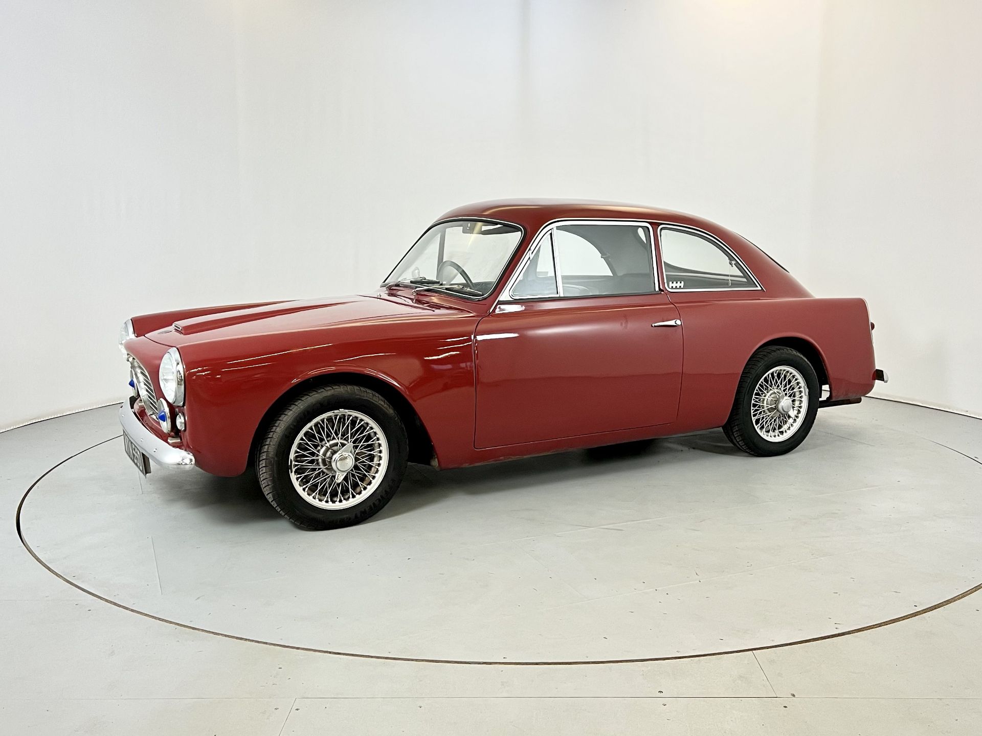 Gilbern 1800GT - Image 4 of 28