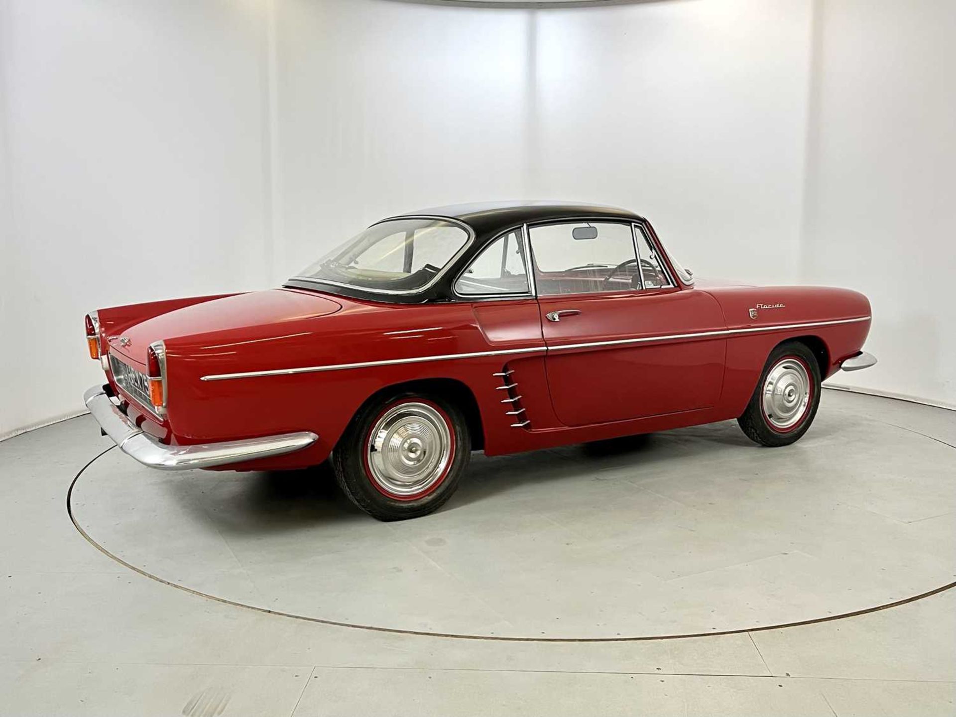 1962 Renault Floride Convertible - Image 10 of 43