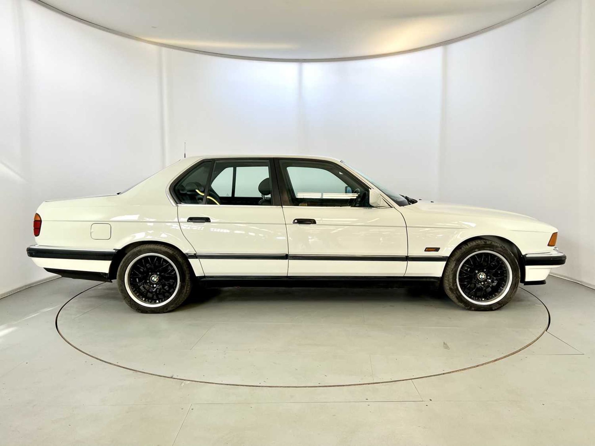 1992 BMW 735i - Image 12 of 34