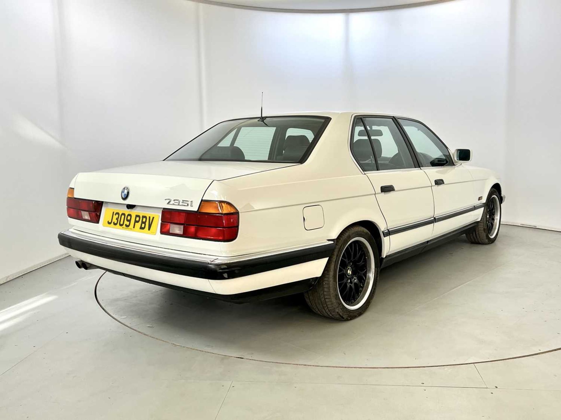 1992 BMW 735i - Image 9 of 34