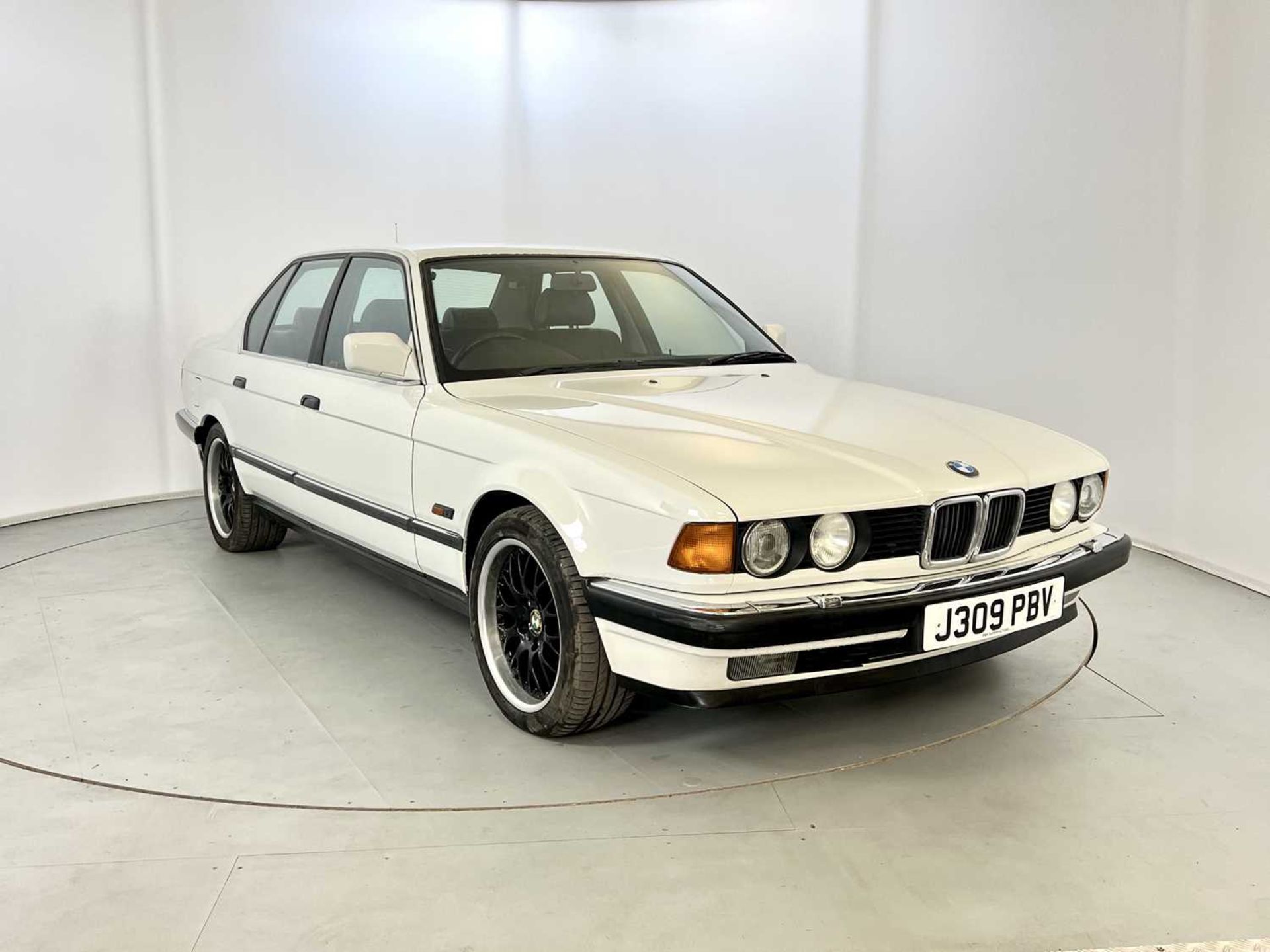 1992 BMW 735i