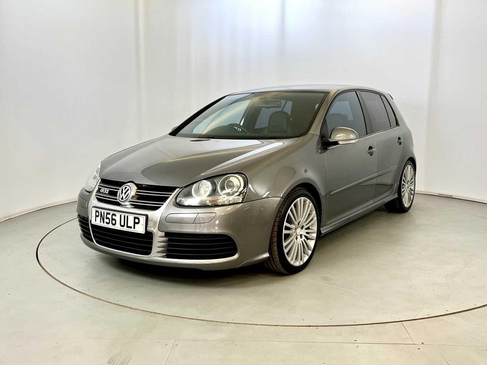 2006 Volkswagen Golf R32 - Image 3 of 34