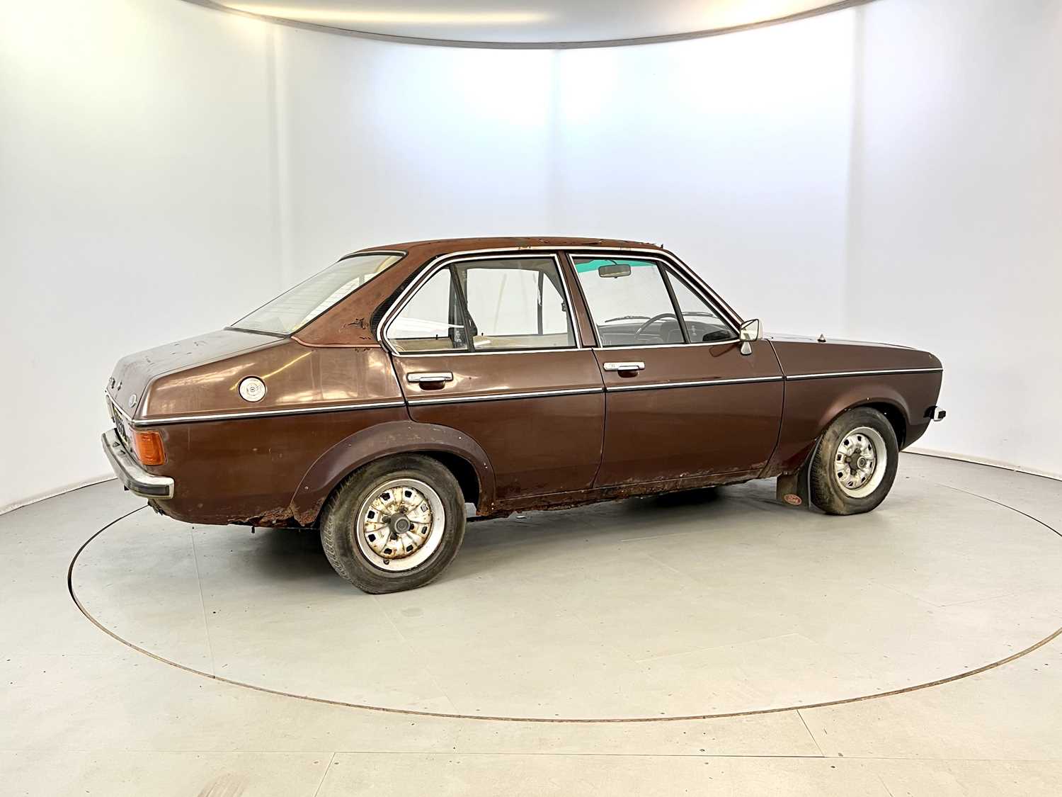 1978 Ford Escort 1.3 GL - Image 10 of 33