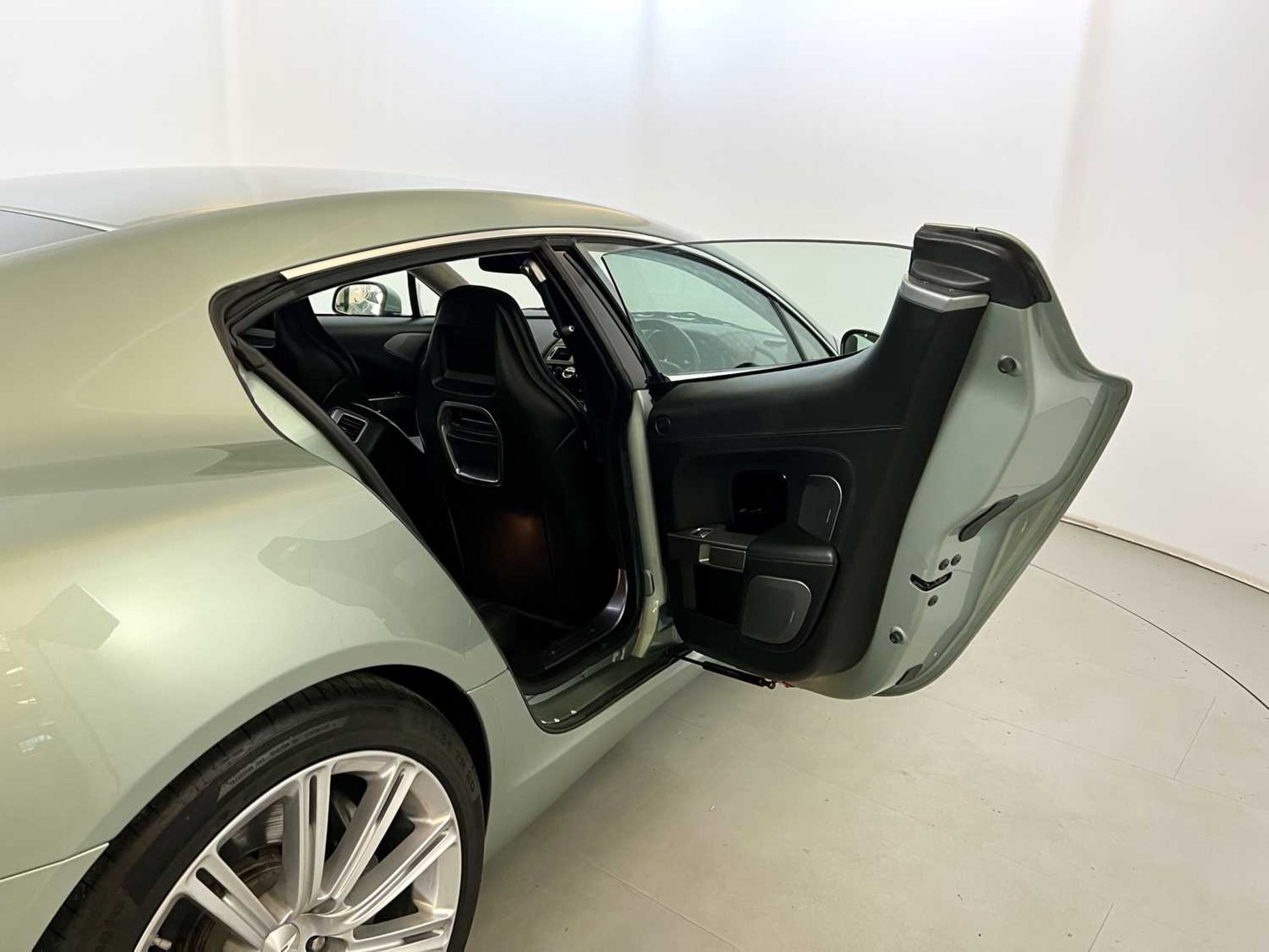 2010 Aston Martin Rapide - Image 21 of 44