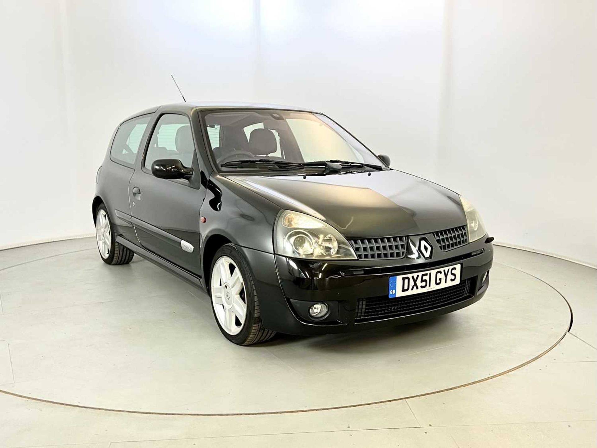 2001 Renault Clio 172- No Reserve