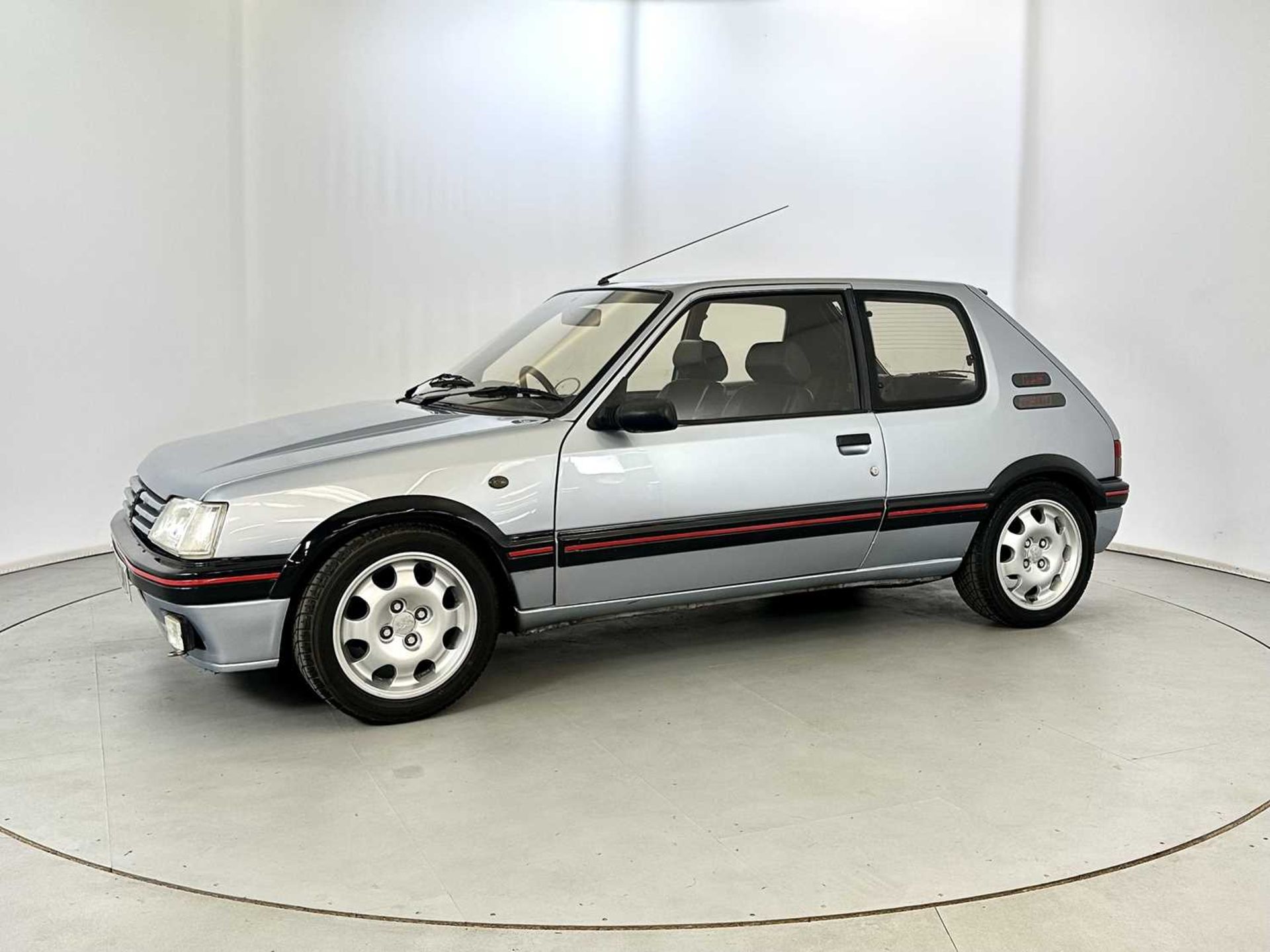 1990 Peugeot 205 GTI Mi16 - Image 4 of 31