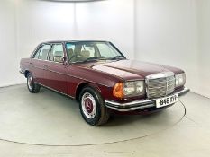 1985 Mercedes-Benz 280E