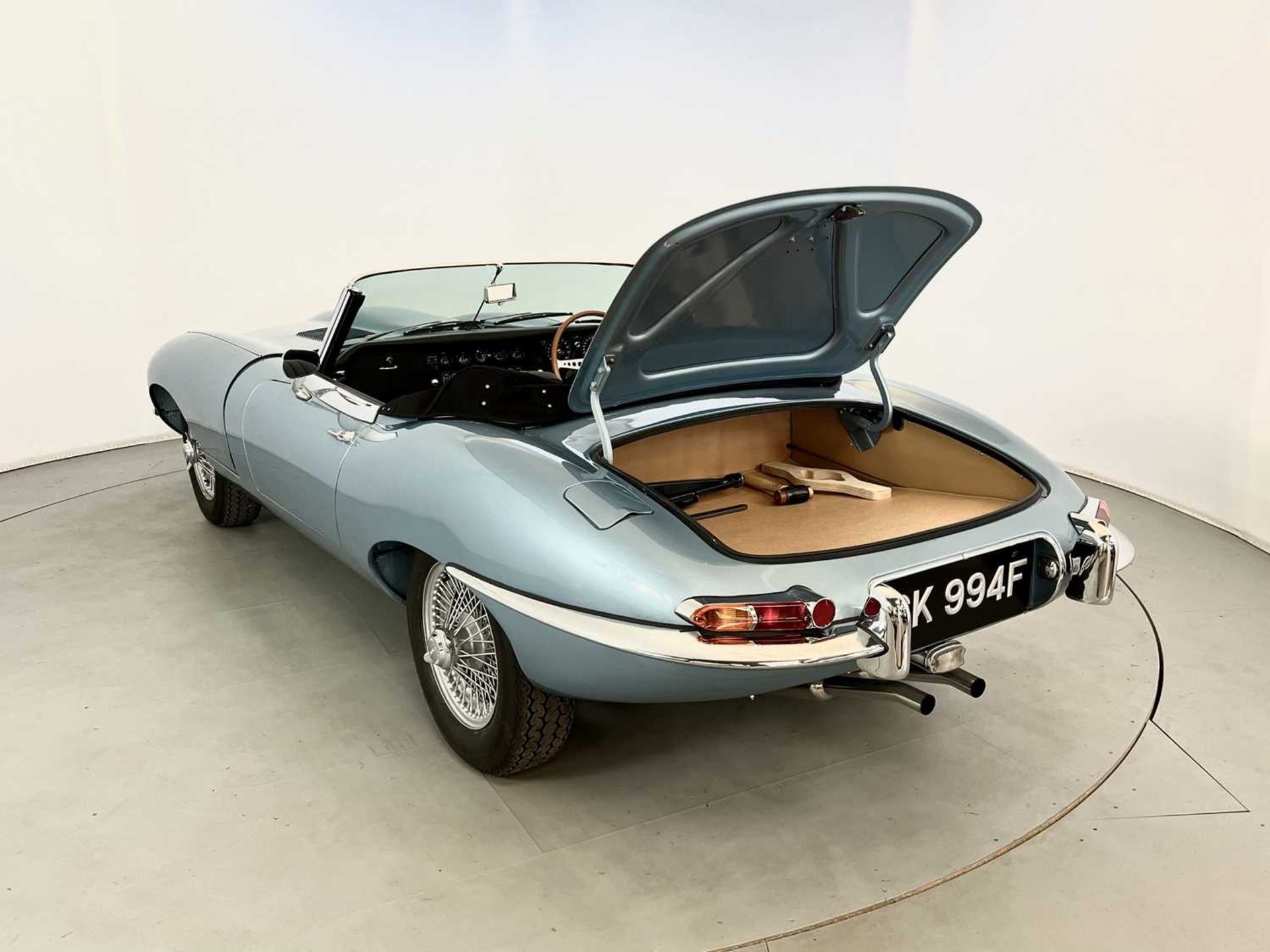 1968 Jaguar E Type - Image 33 of 38