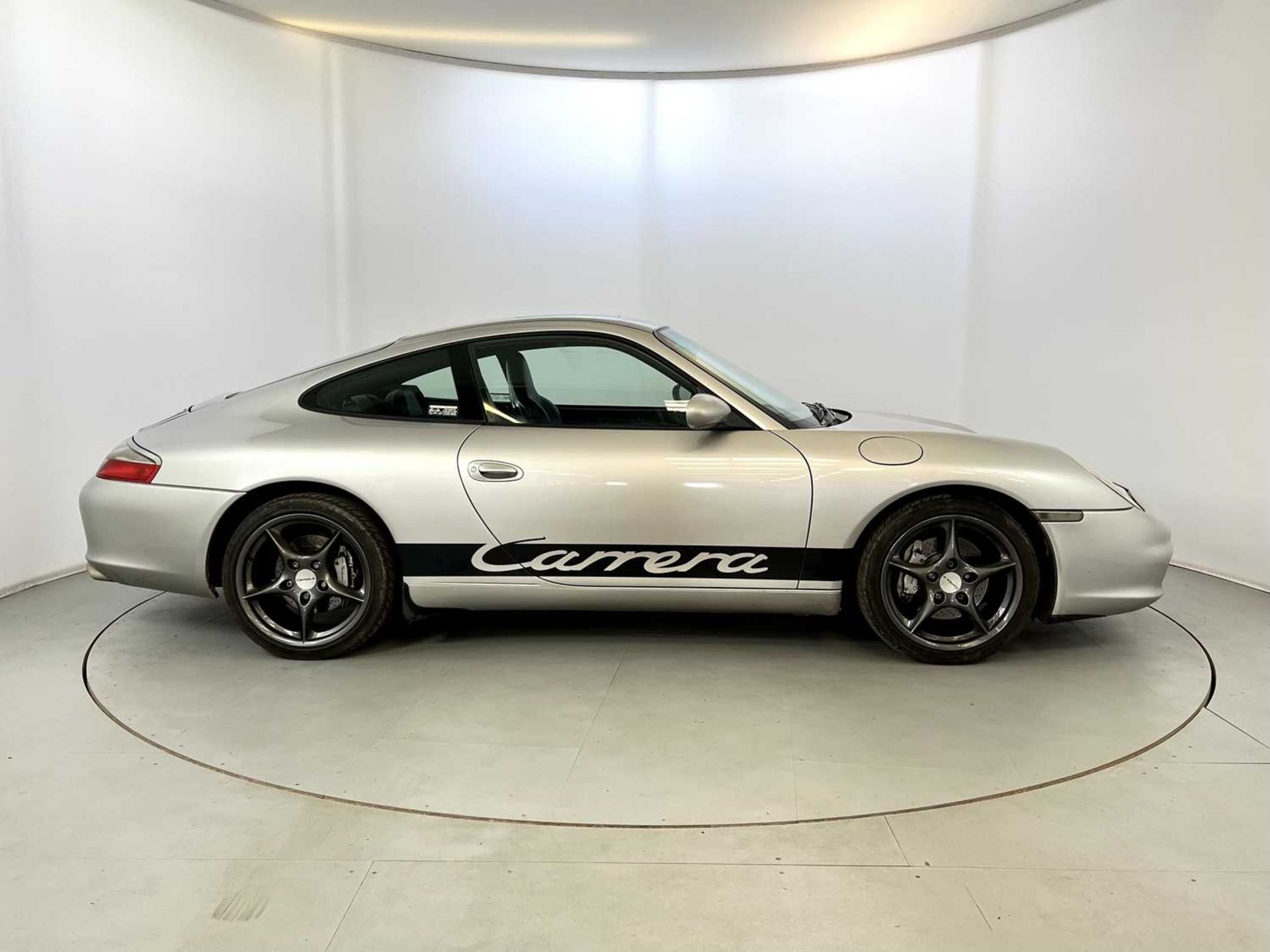 2003 Porsche Carrera 4 - Image 11 of 29