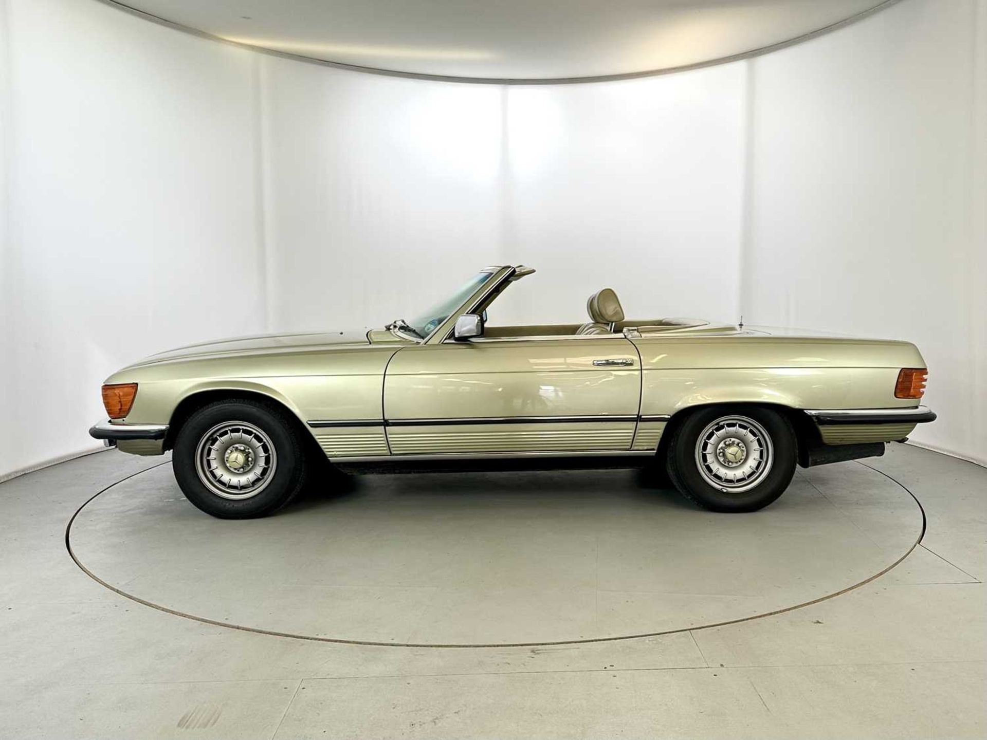 1983 Mercedes-Benz SL380 - Image 5 of 40