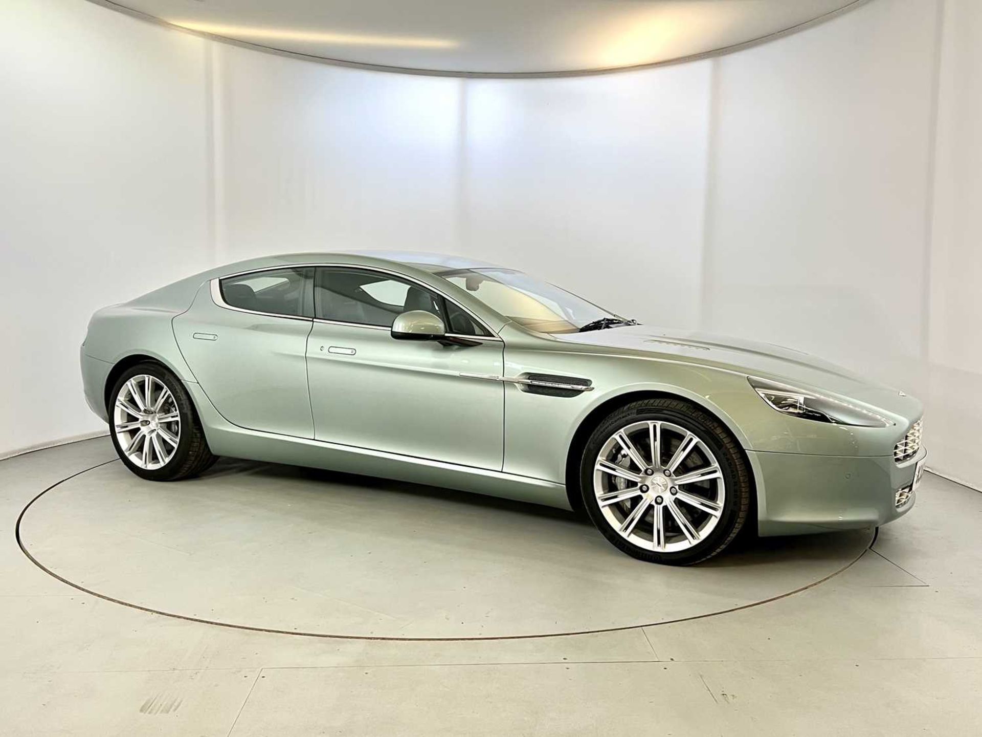 2010 Aston Martin Rapide - Image 12 of 44