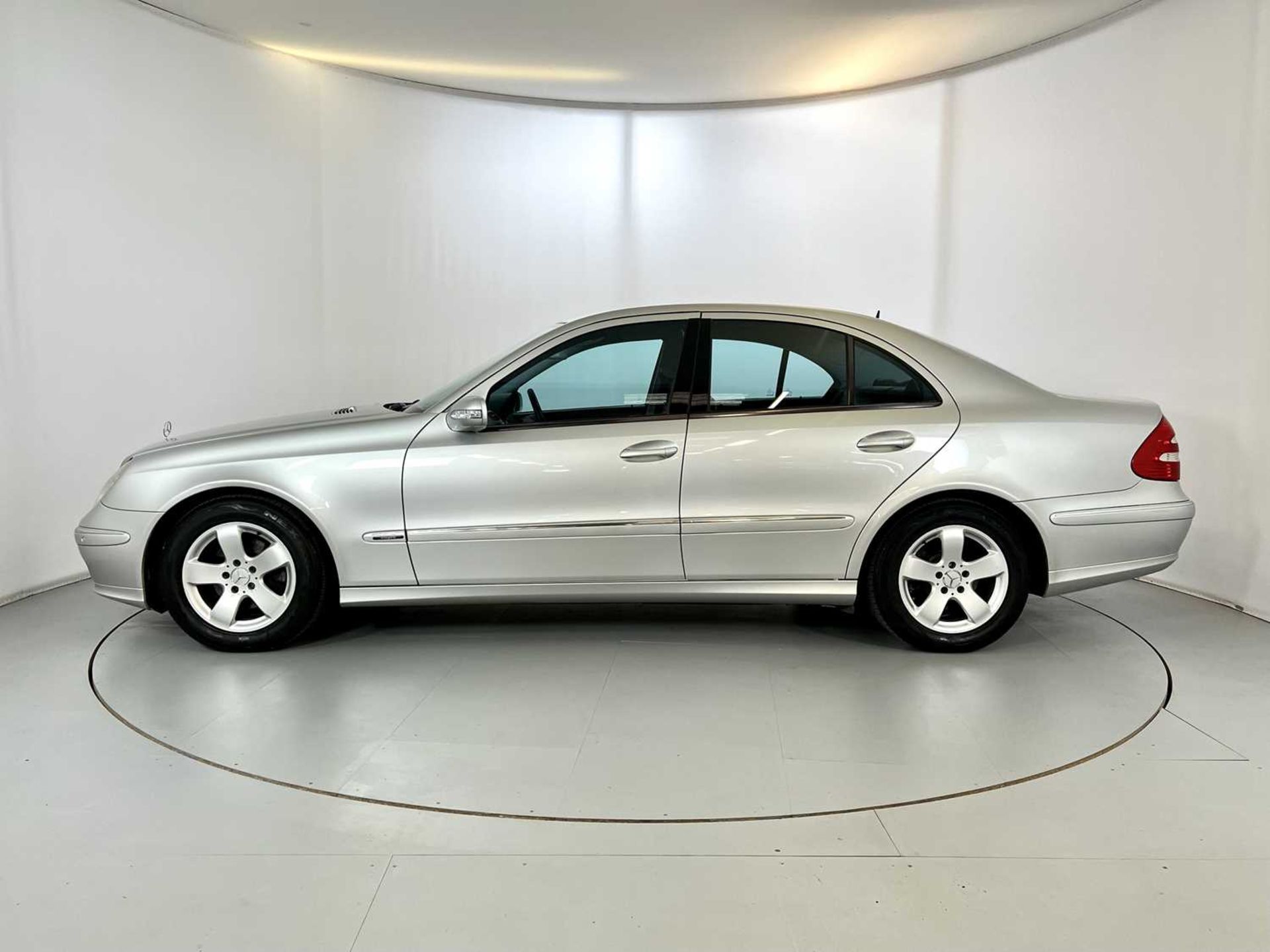 2003 Mercedes-Benz E270 - Image 5 of 34