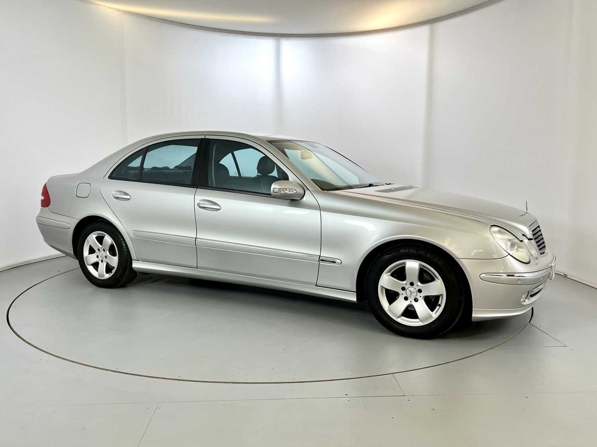 2003 Mercedes-Benz E270 - Image 12 of 34