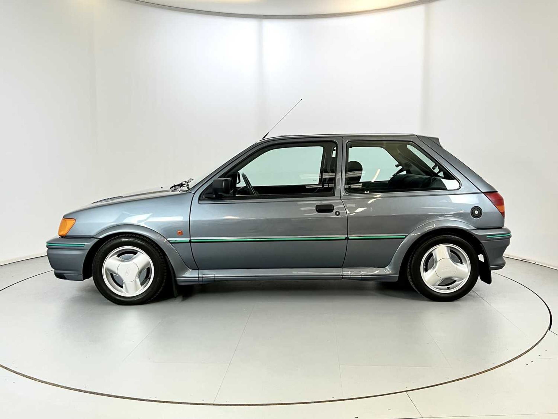1991 Ford Fiesta RS Turbo - Image 5 of 32