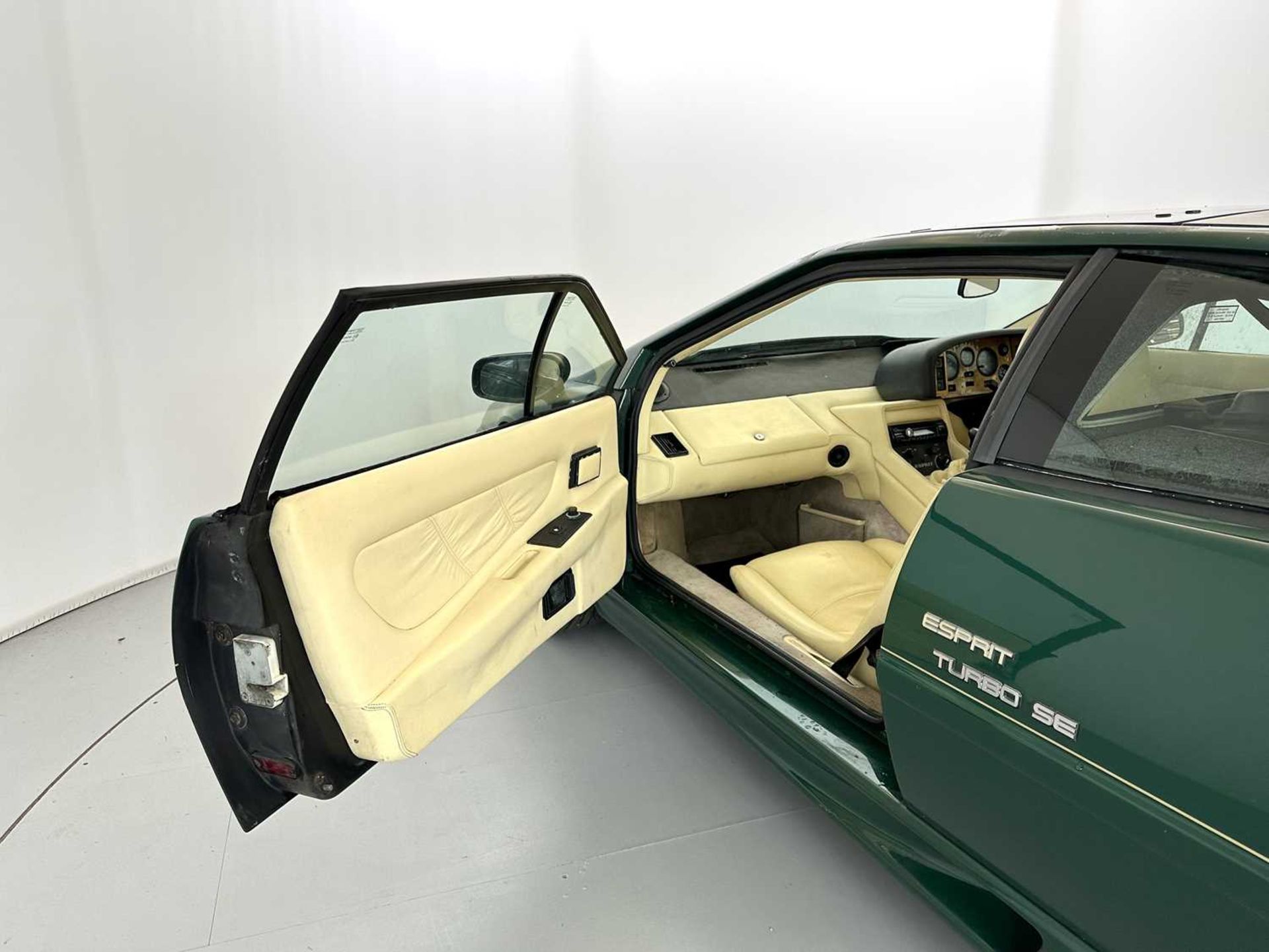 1990 Lotus Esprit Turbo SE - Image 20 of 27