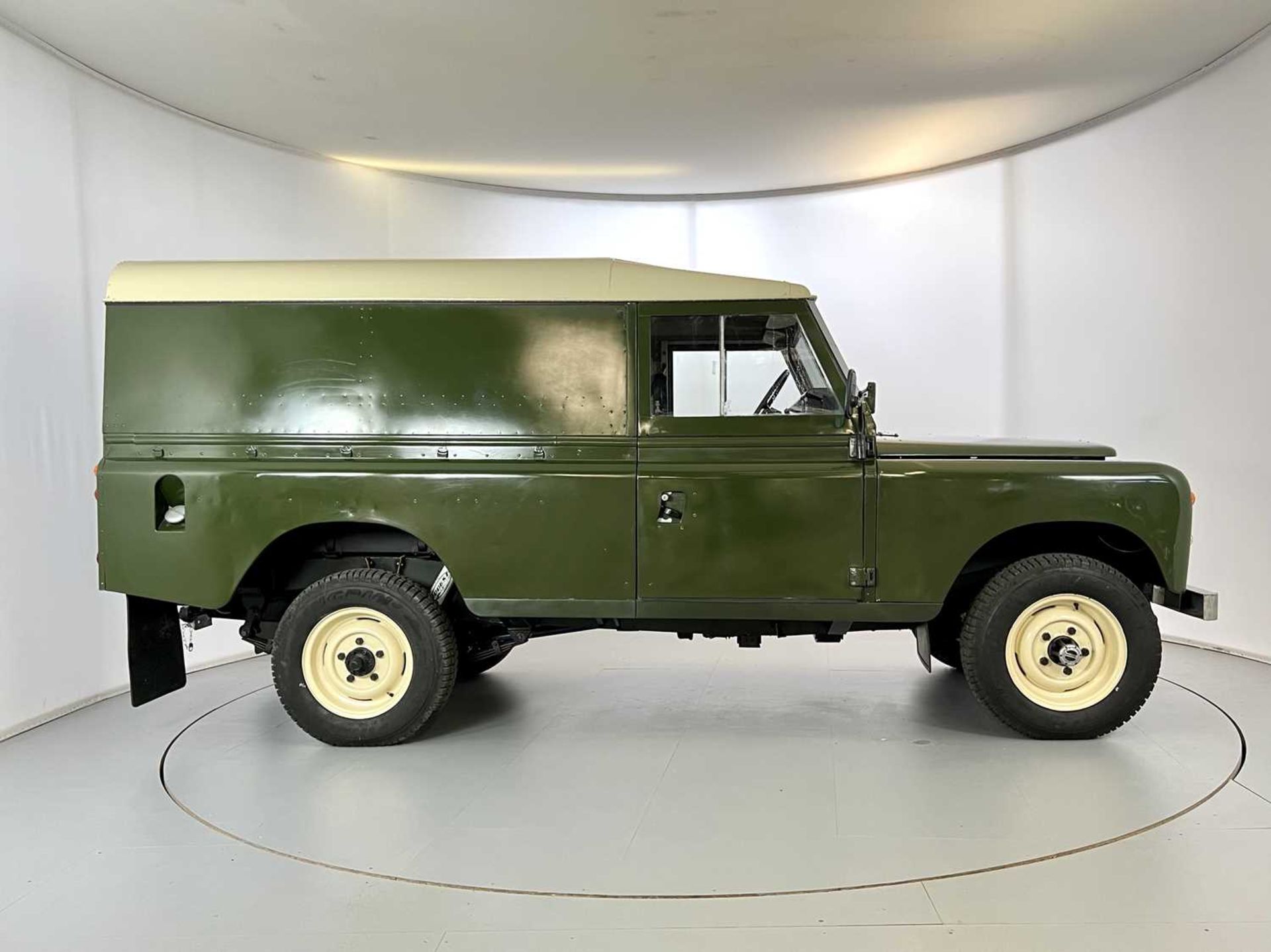 1981 Land Rover Series 3 - 6 Cylinder - Image 11 of 31