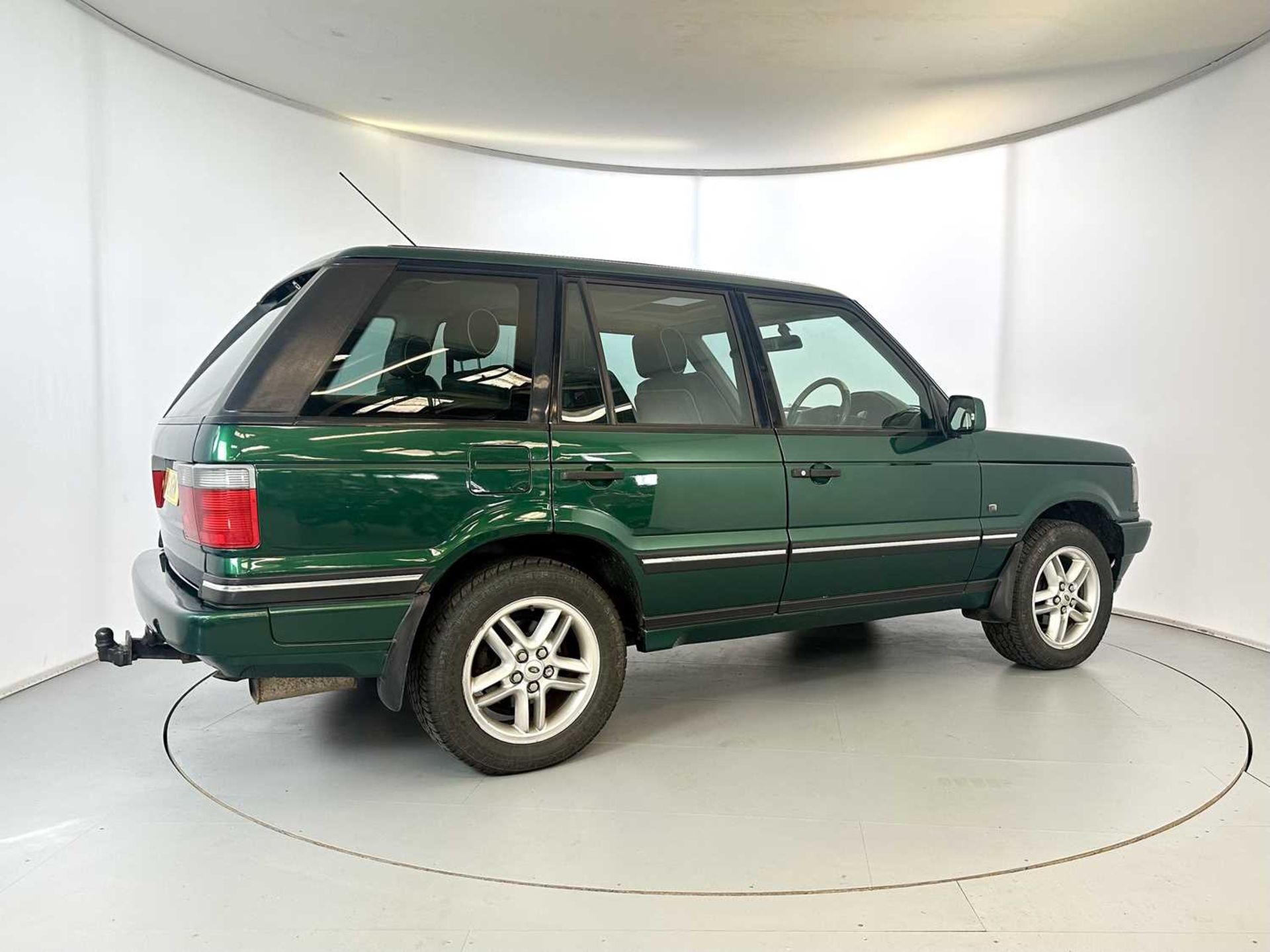 2001 Land Rover Range Rover 30th Anniversary Edition - Image 10 of 35