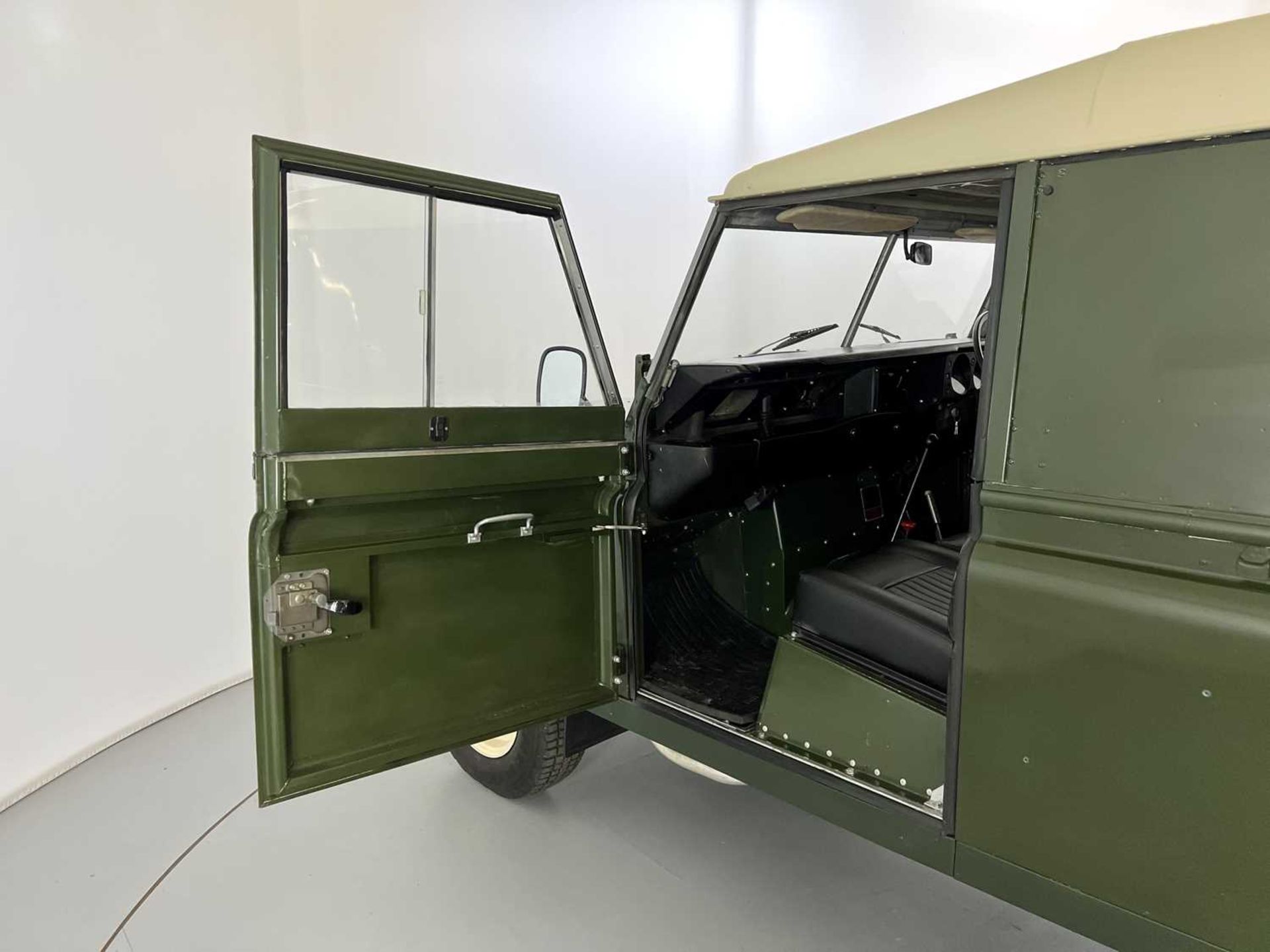 1981 Land Rover Series 3 - 6 Cylinder - Image 21 of 31