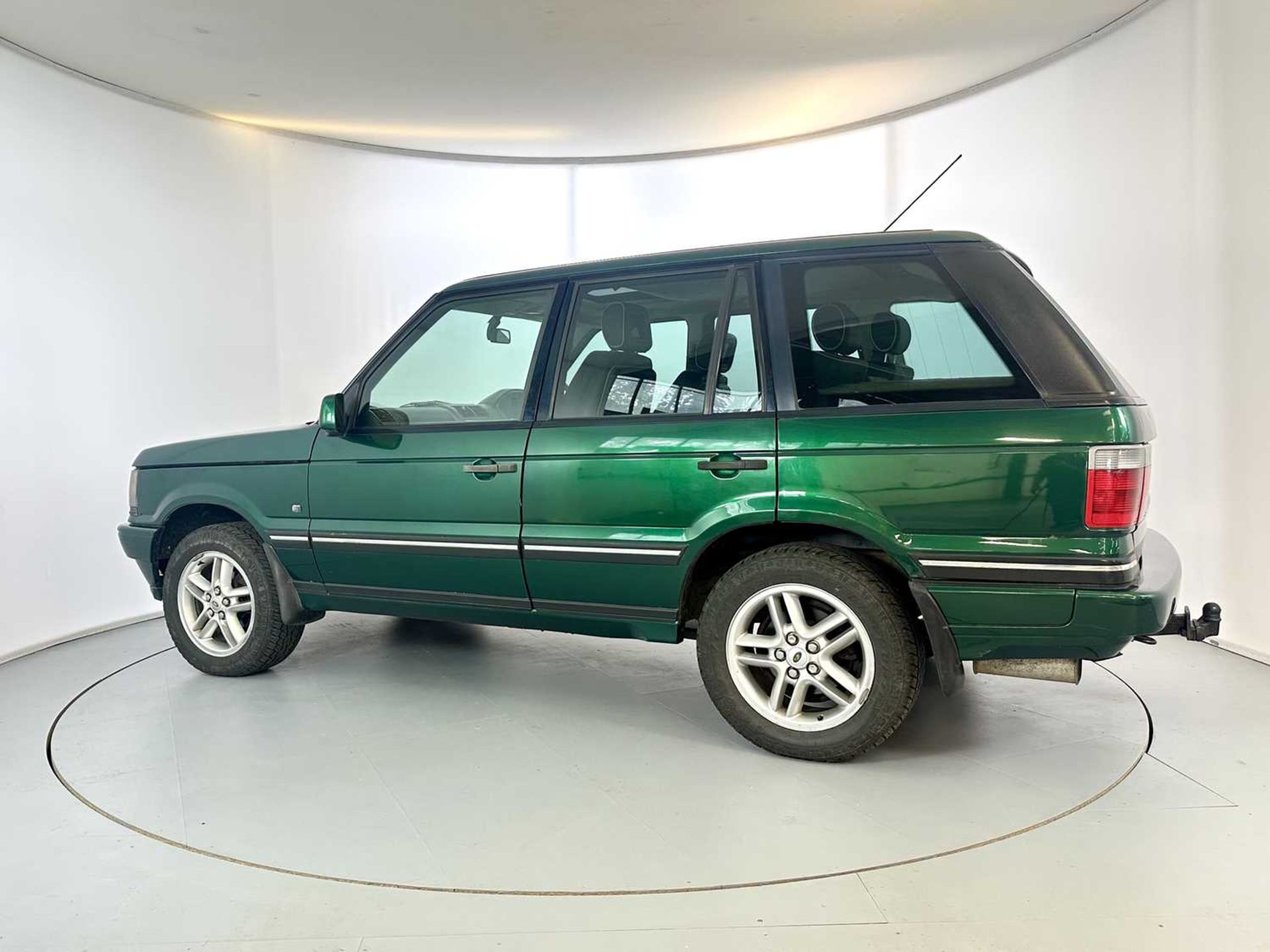 2001 Land Rover Range Rover 30th Anniversary Edition - Image 6 of 35