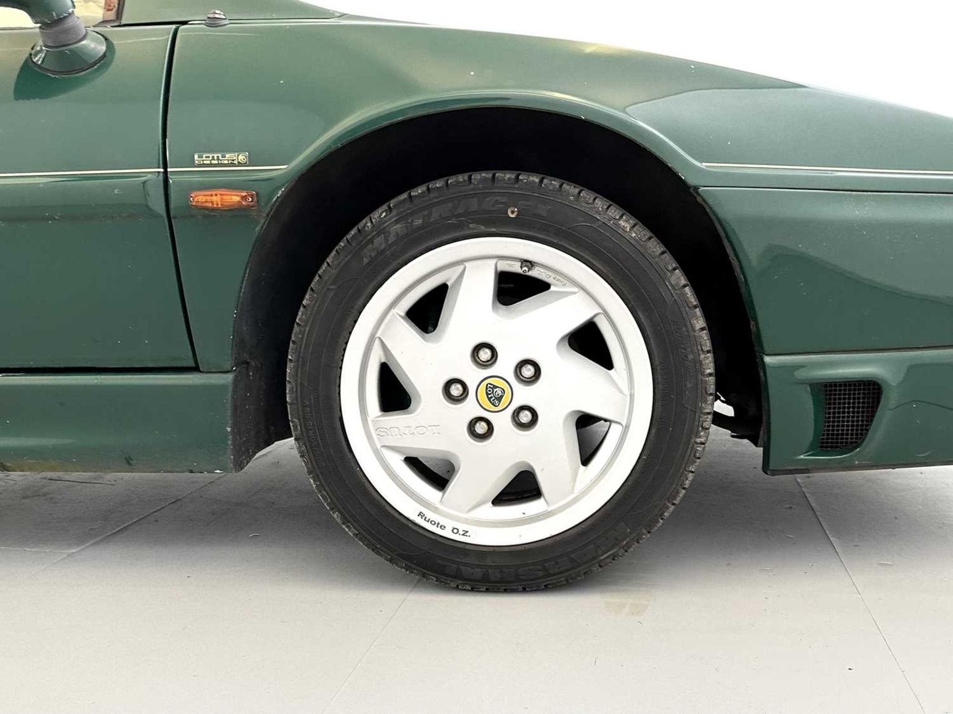 1990 Lotus Esprit Turbo SE - Image 16 of 27