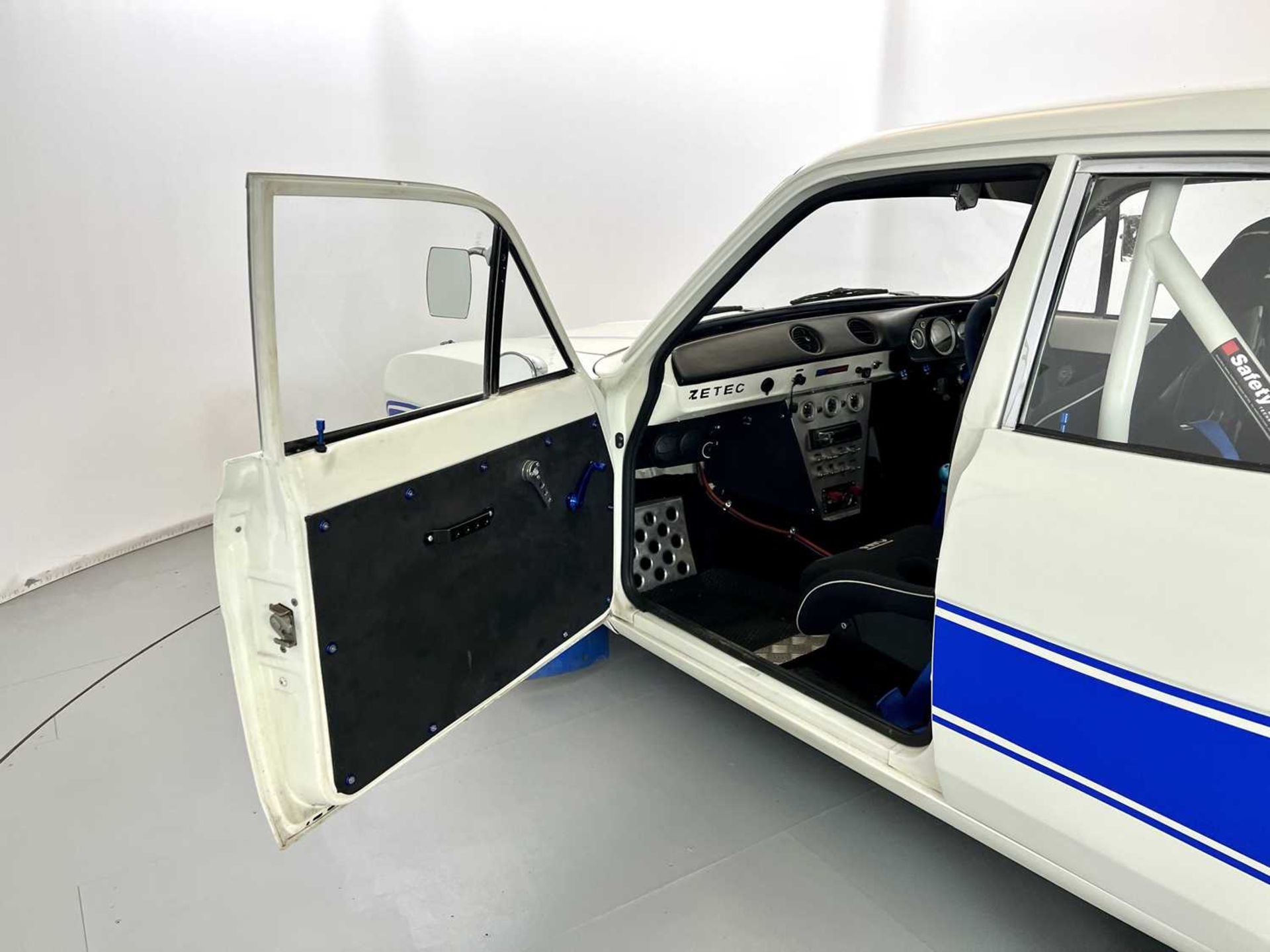 1970 Ford Escort - Image 25 of 30