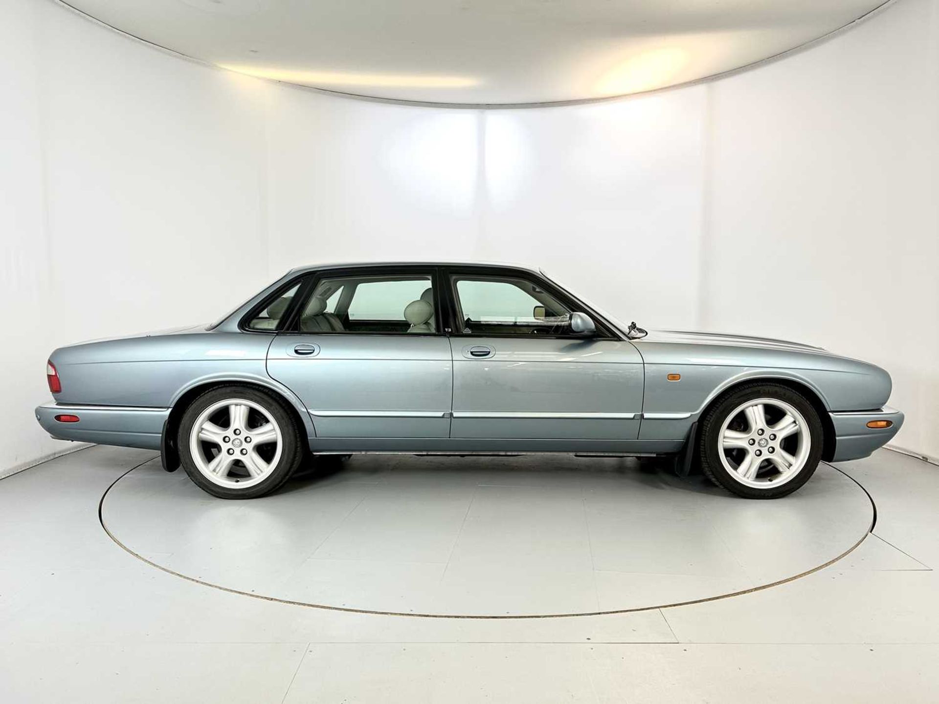 2002 Jaguar XJ Sport V8 - Image 11 of 35