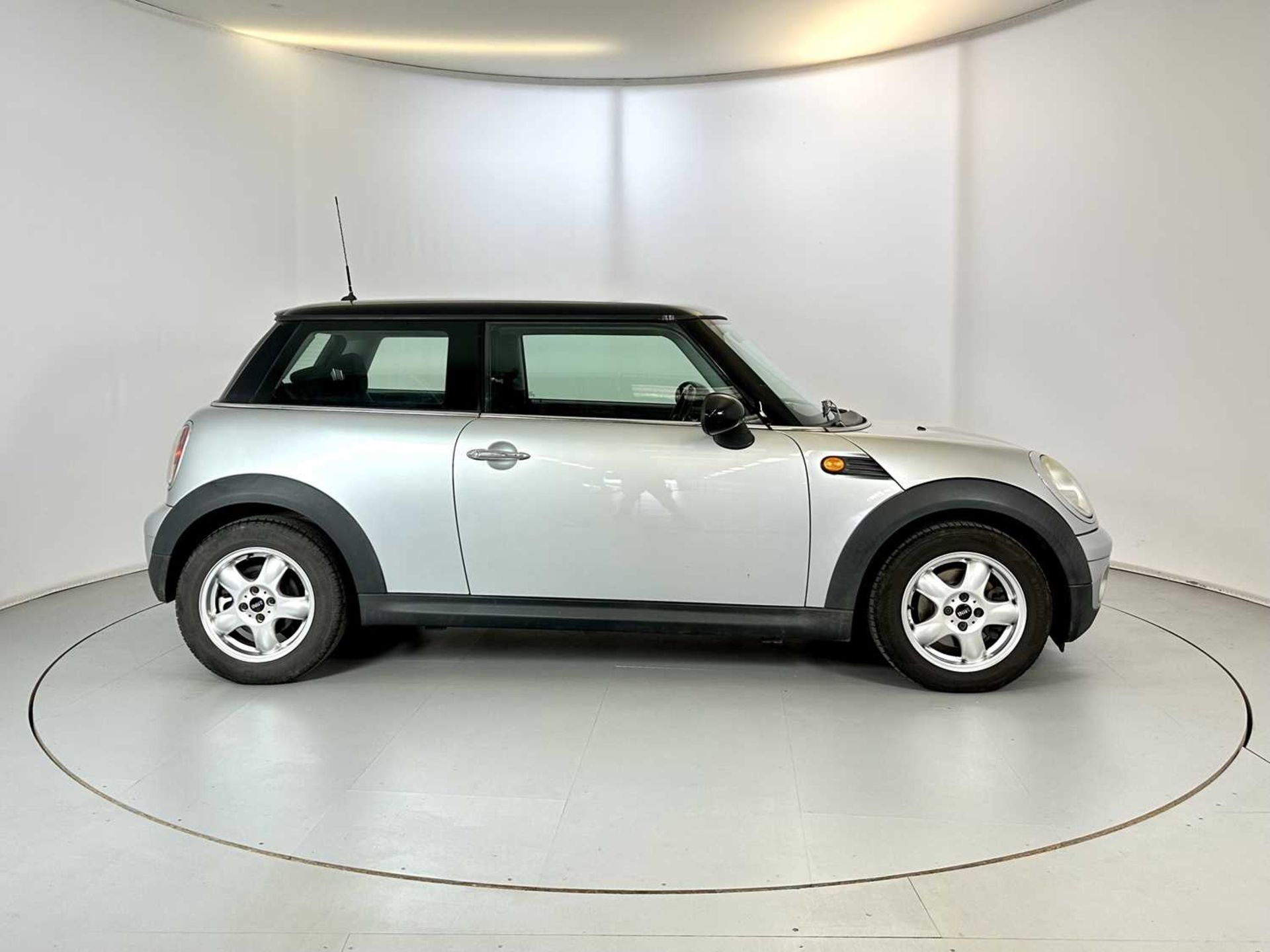 2007 Mini Cooper - NO RESERVE - Image 11 of 31