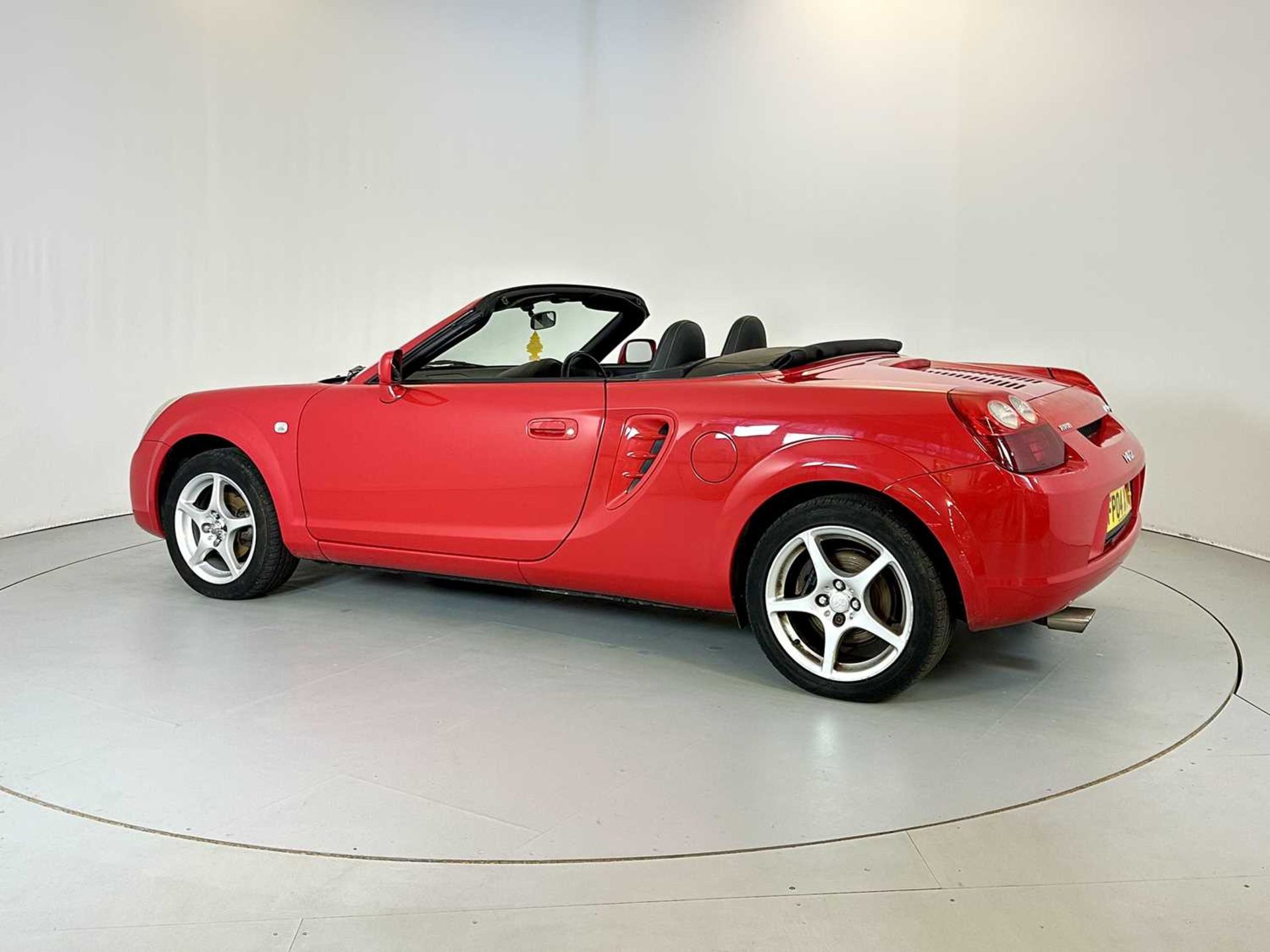 2004 Toyota MR2 - Image 6 of 28