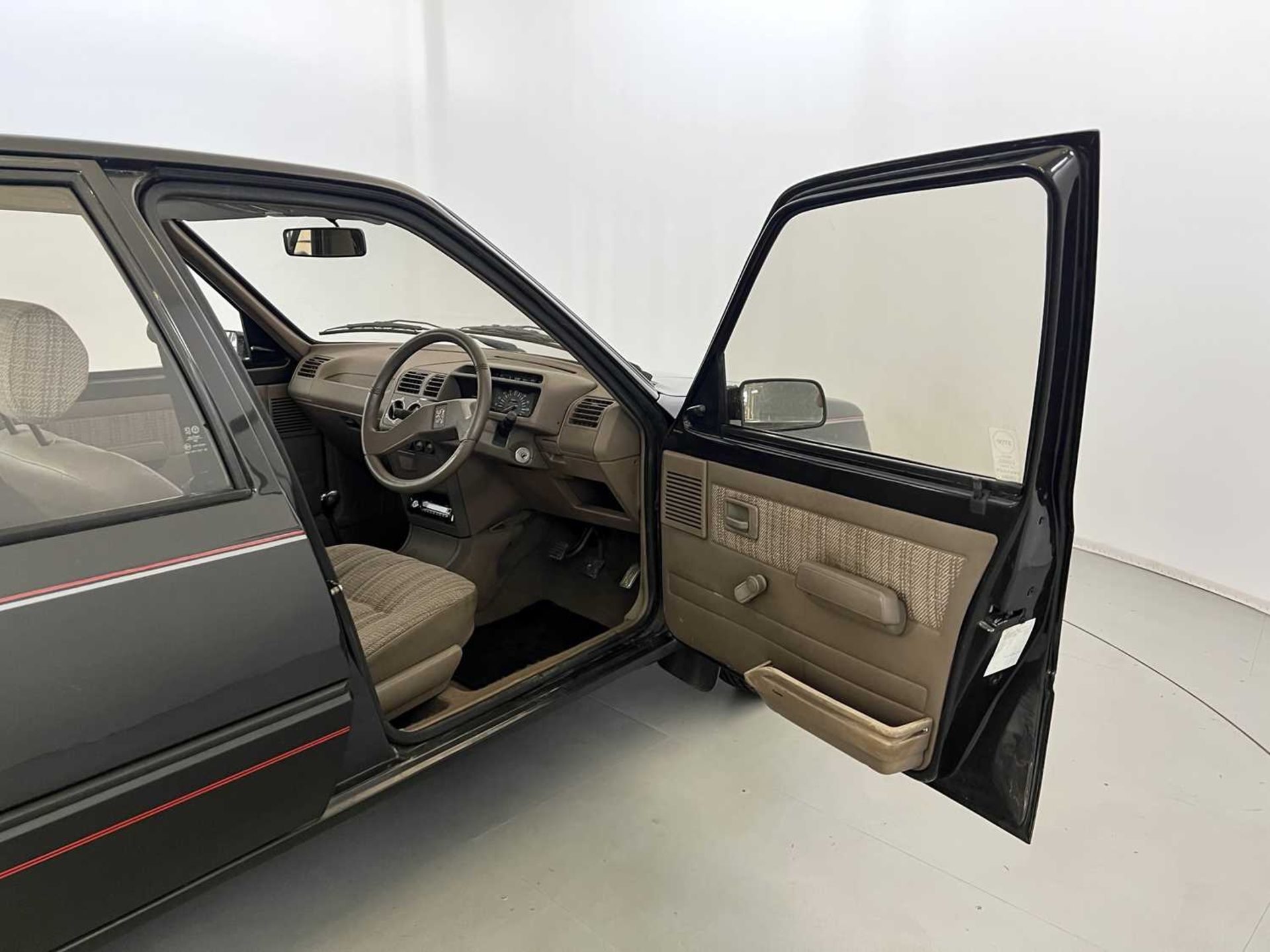 1990 Peugeot 205 GRD - Image 17 of 33