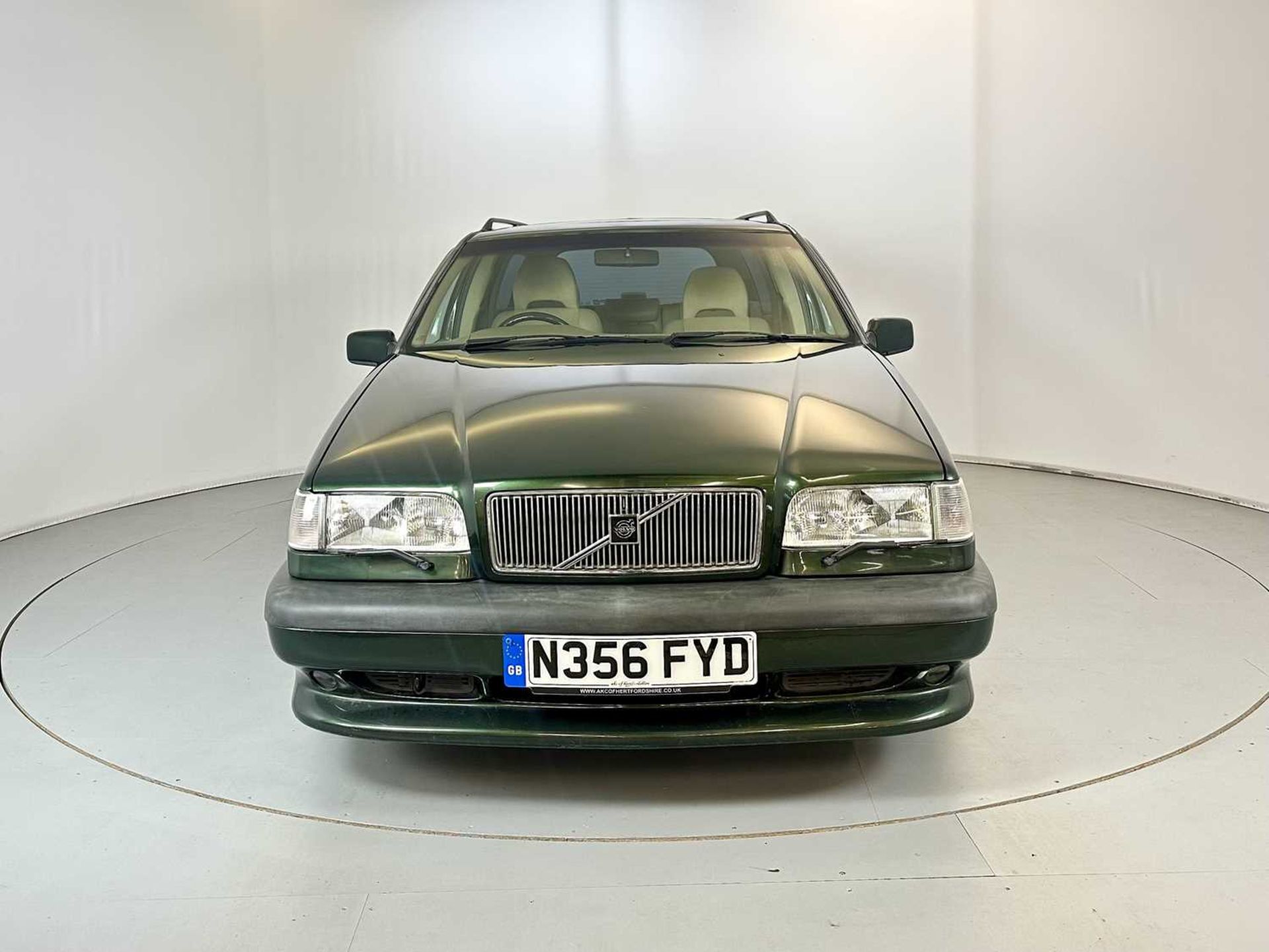 1996 Volvo 850R - Image 2 of 35