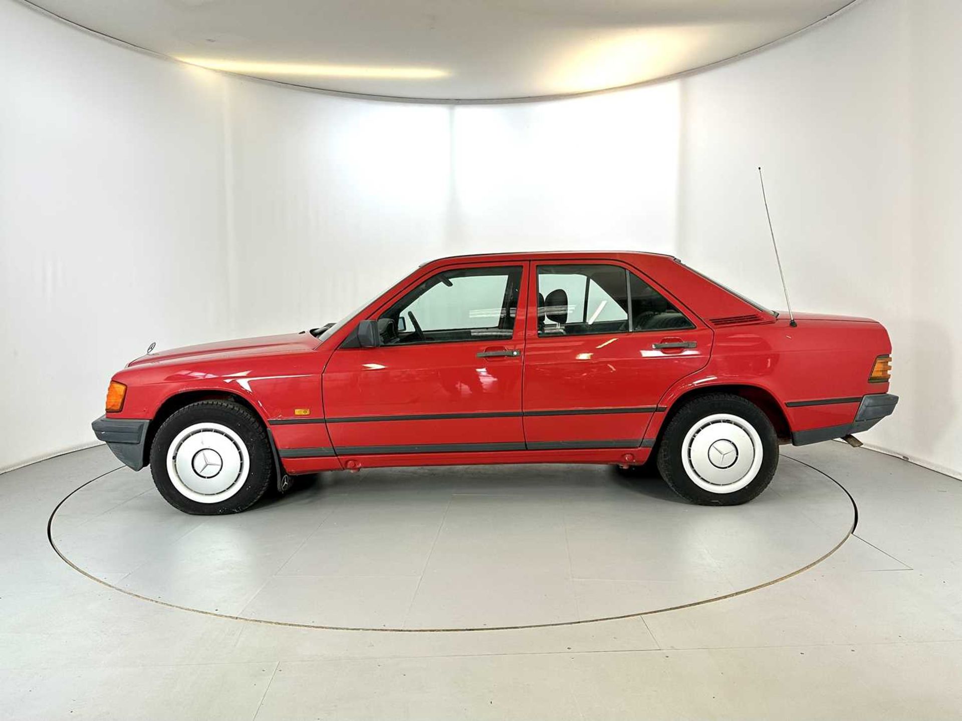 1987 Mercedes-Benz 190E - NO RESERVE - Image 5 of 33