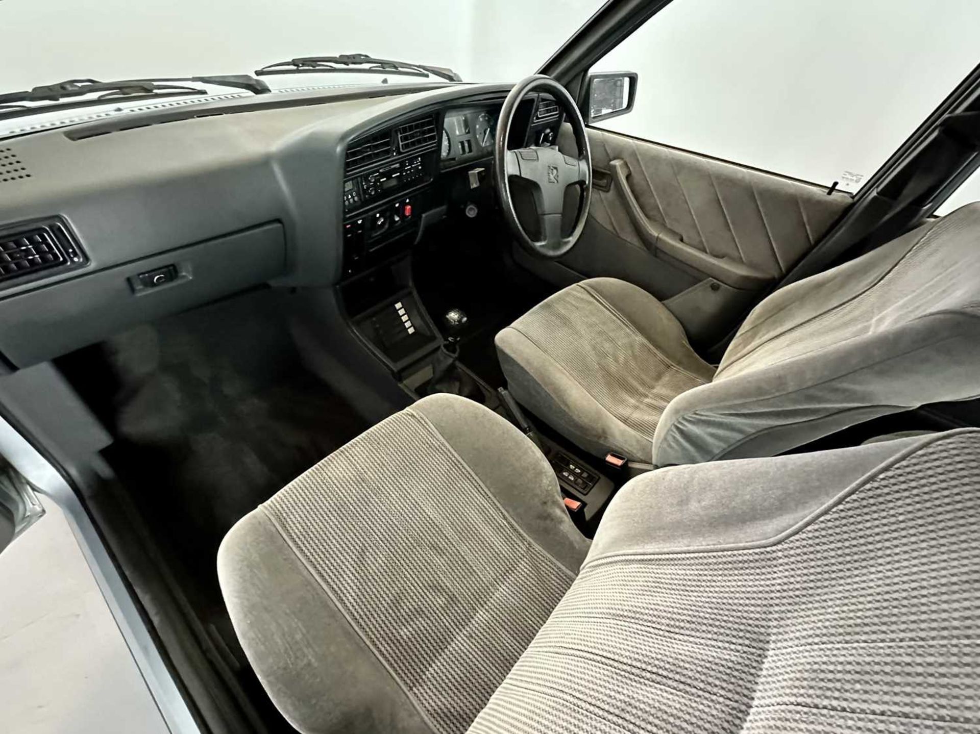 1988 Vauxhall Cavalier - Image 28 of 34