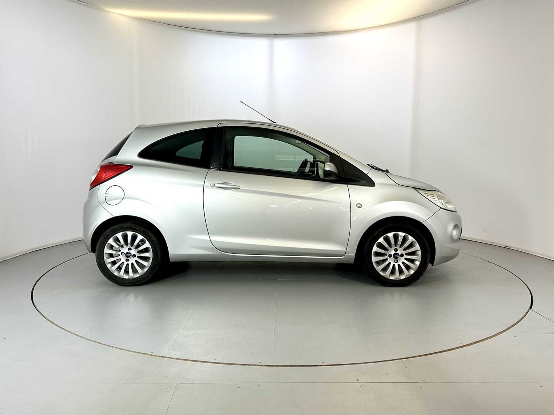 2011 Ford KA - NO RESERVE - Image 11 of 27