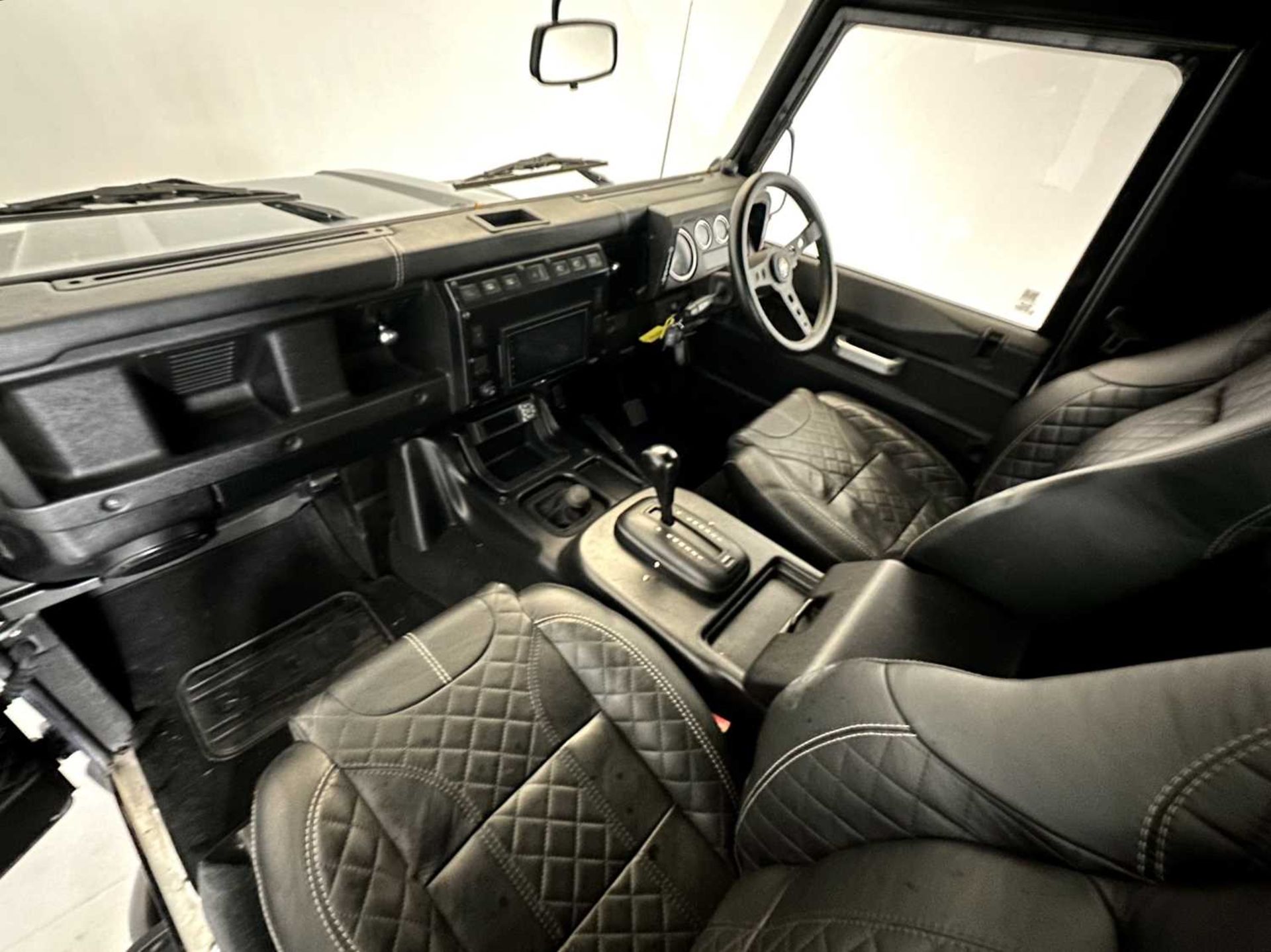 2005 Land Rover Defender V8 By Outlander - Image 22 of 30