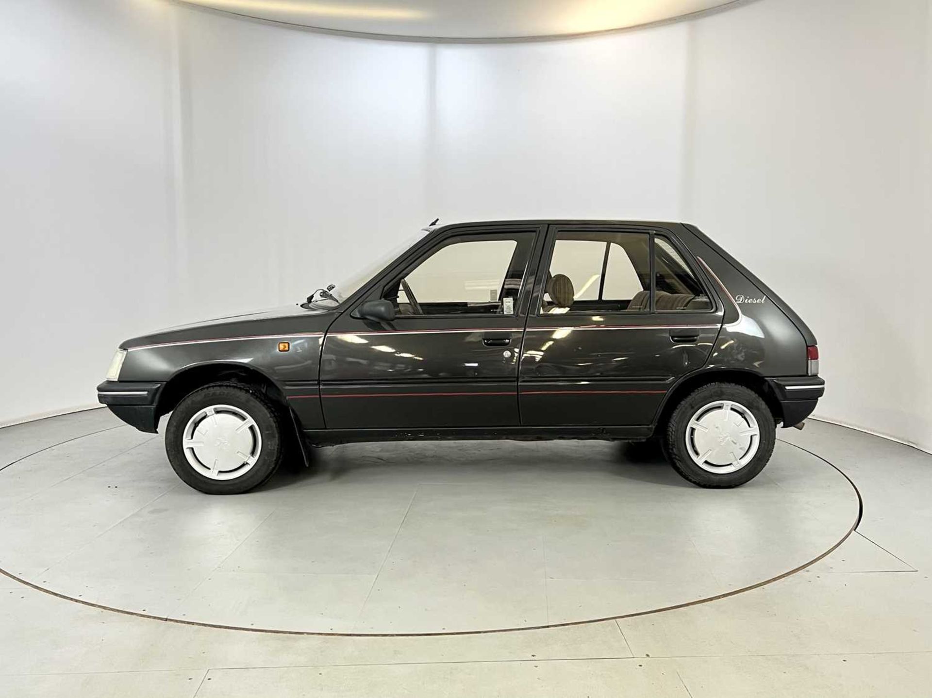 1990 Peugeot 205 GRD - Image 5 of 33