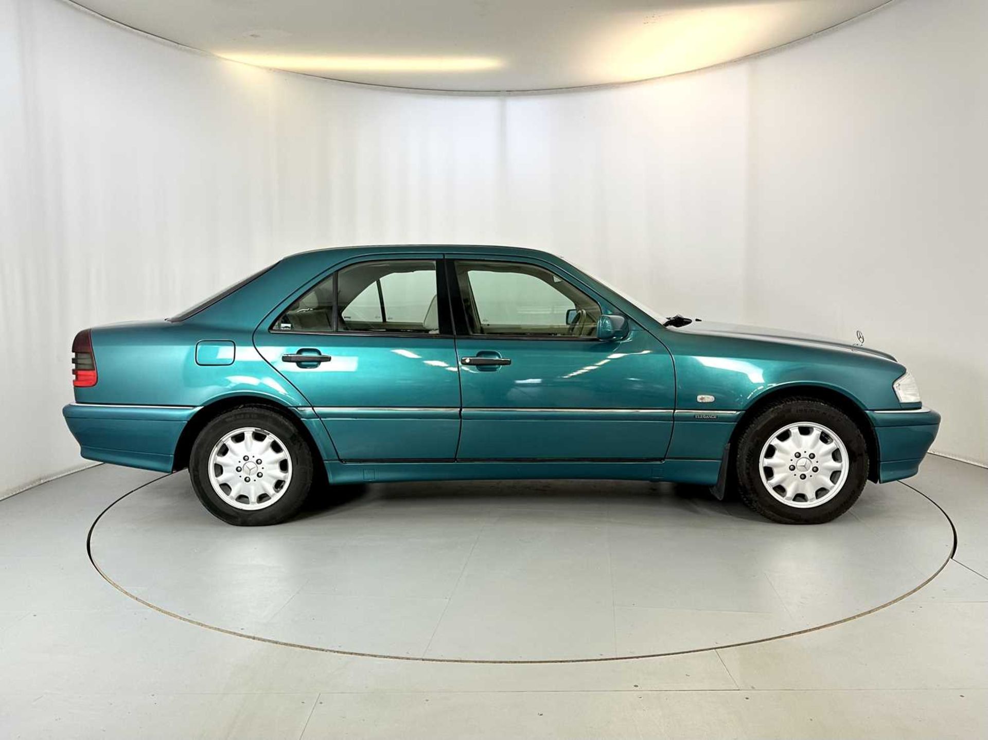 1998 Mercedes-Benz C200 - Image 11 of 34