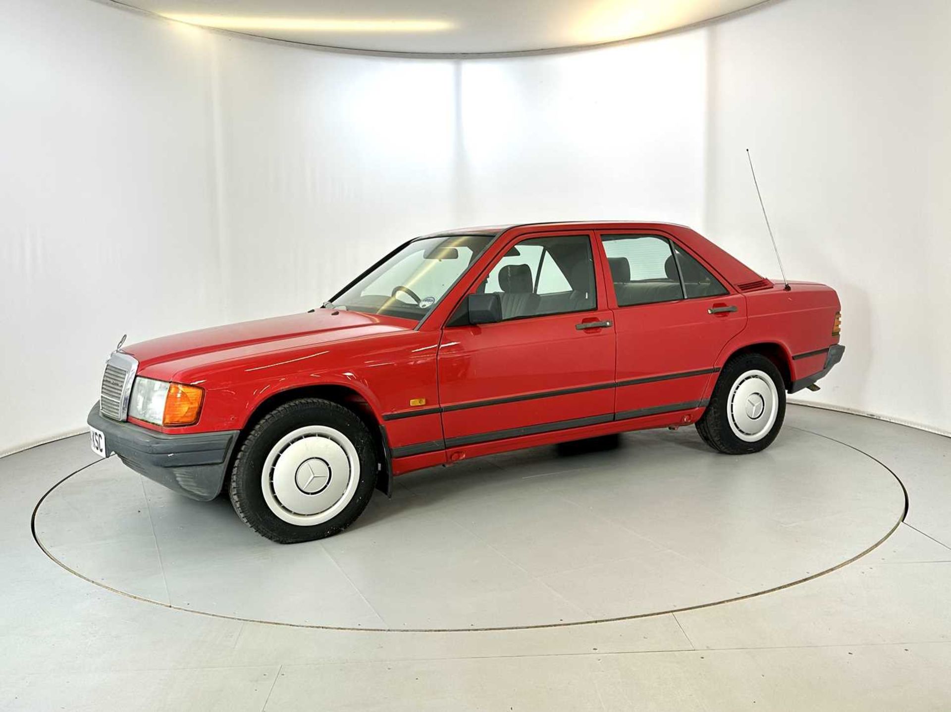 1987 Mercedes-Benz 190E - NO RESERVE - Image 4 of 33