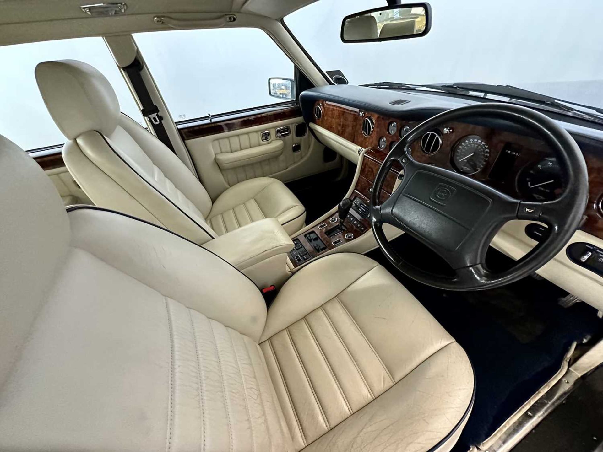 Bentley Turbo RL - Image 19 of 34