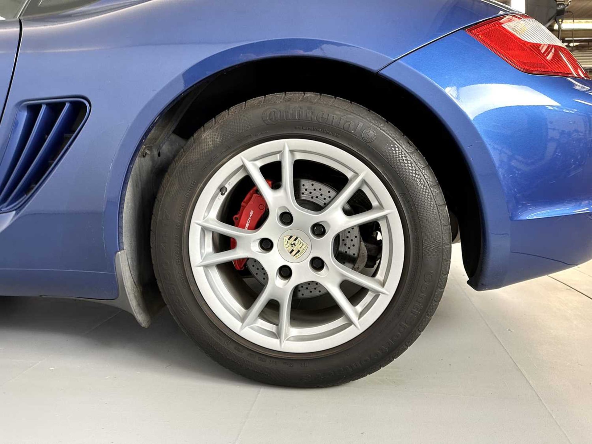 2005 Porsche Cayman S  - Image 16 of 28