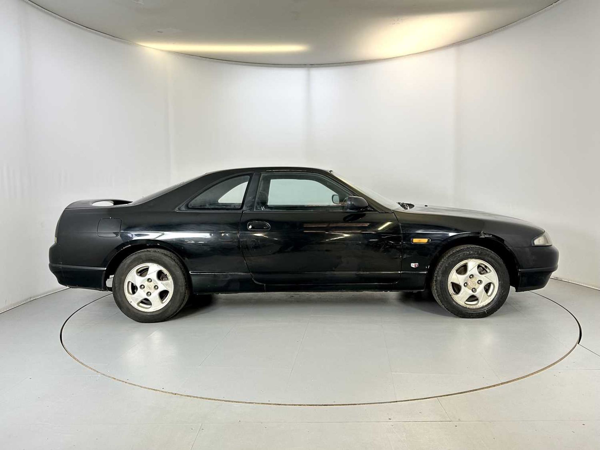 1995 Nissan Skyline - Image 11 of 28