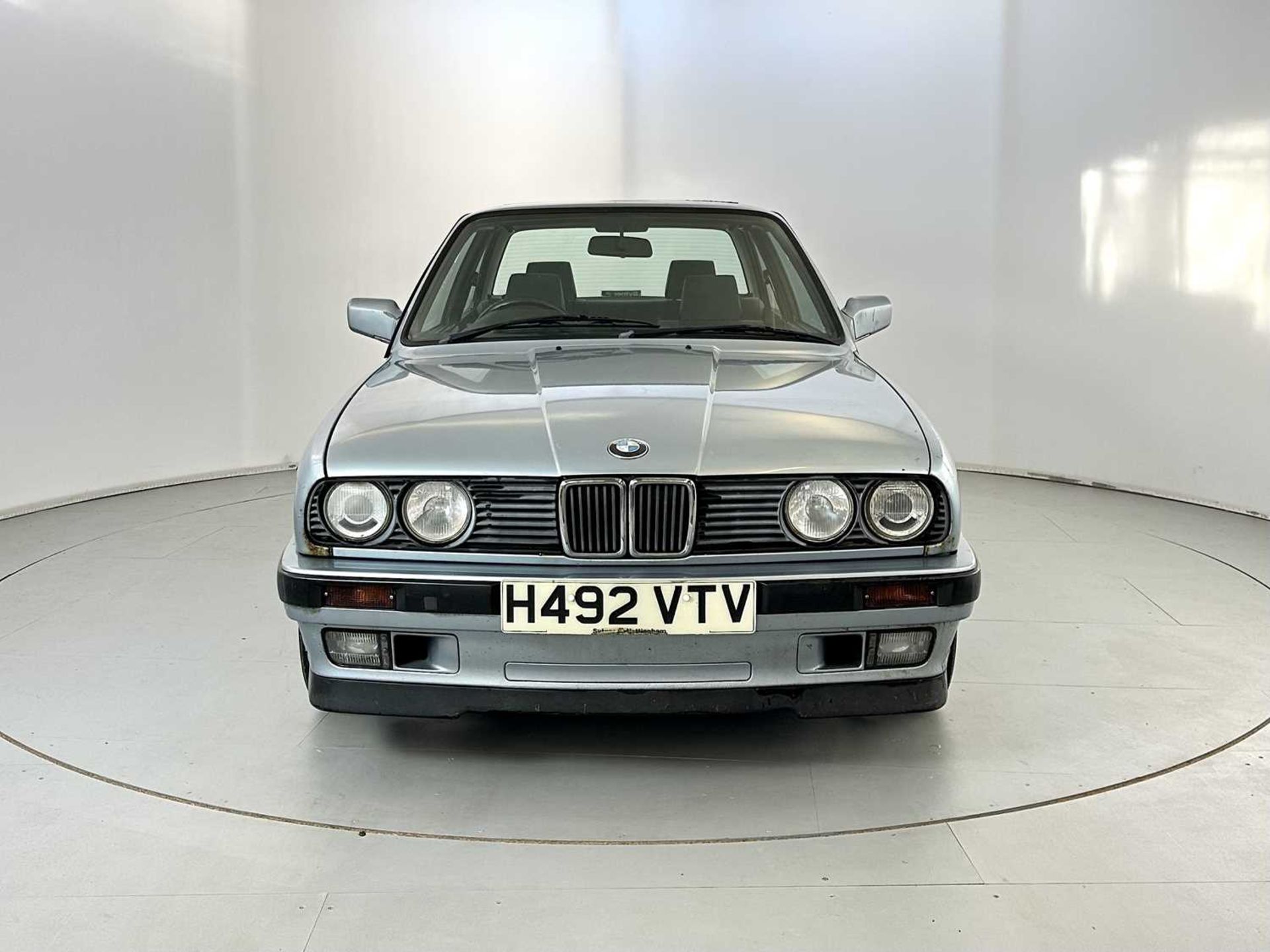 BMW 316i - NO RESERVE - Image 2 of 28