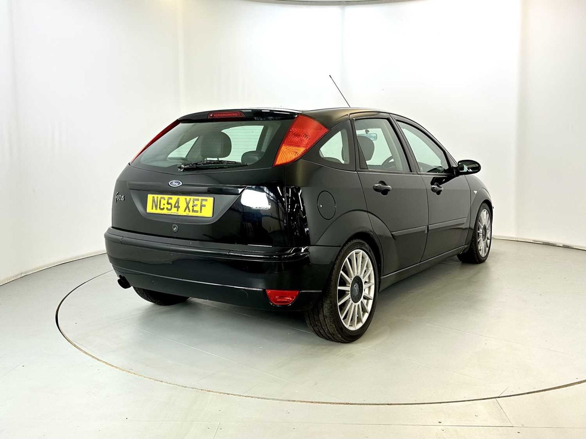 2004 Ford Focus ST170 - NO RESERVE - Image 9 of 34