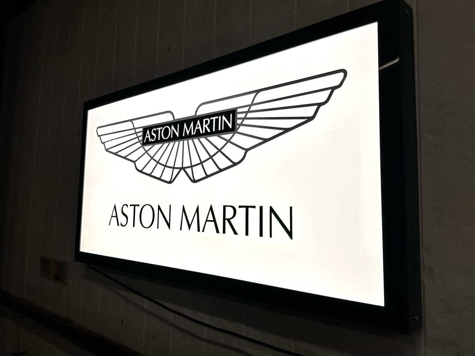 Illuminated Garage Sign Aston Martin - NO RESERVE - Image 4 of 4