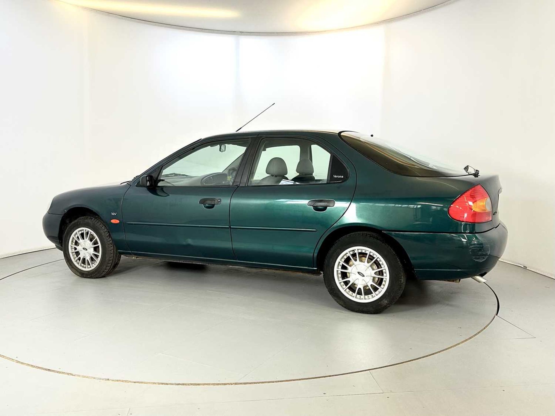 2000 Ford Mondeo 1 Owner from new & 17,000 miles - Image 6 of 34