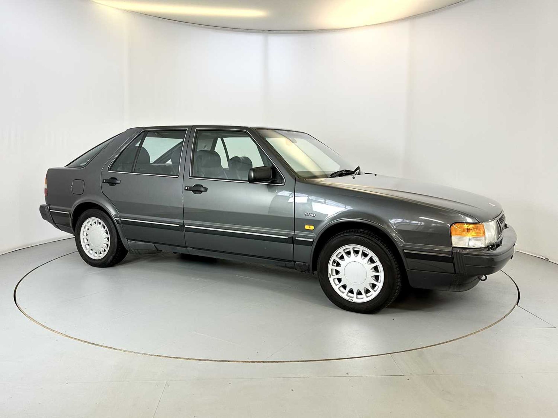 1991 Saab 9000S - Image 12 of 34