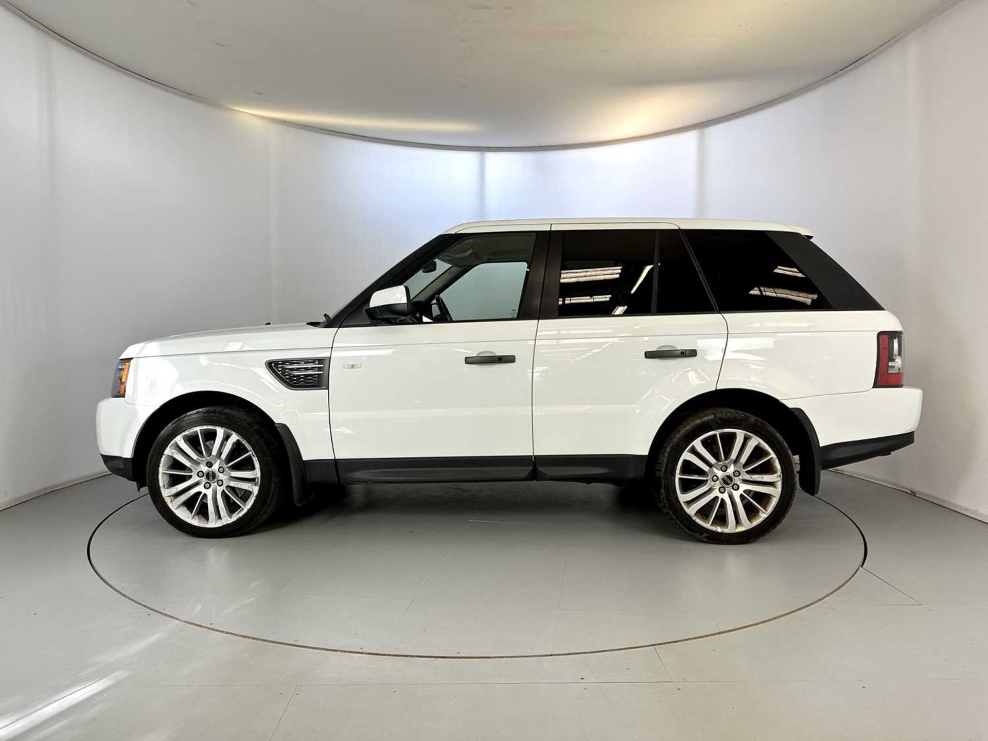 2010 Land Rover Range Rover Sport - Image 5 of 34