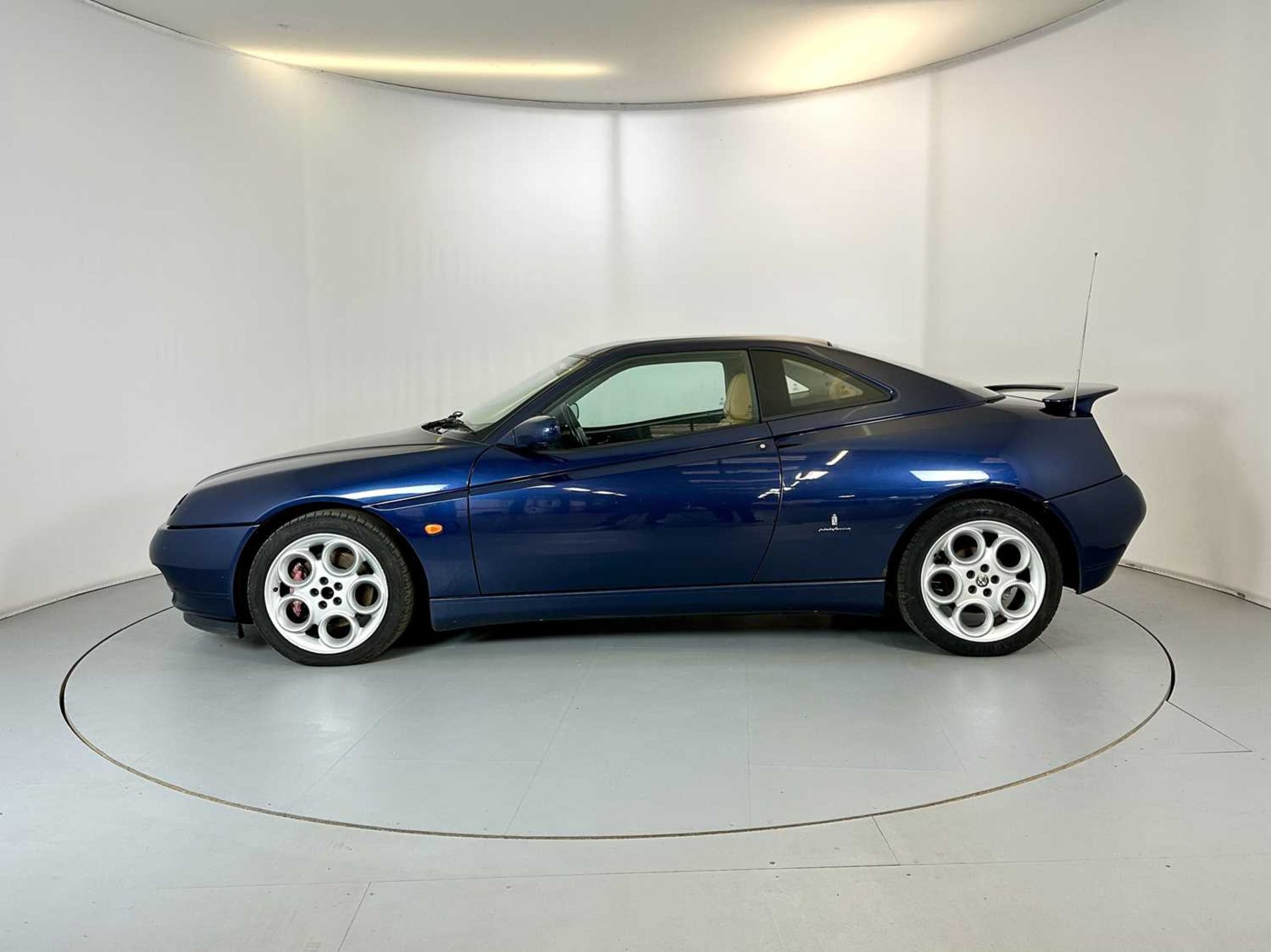 2001 Alfa Romeo GTV - Image 5 of 28